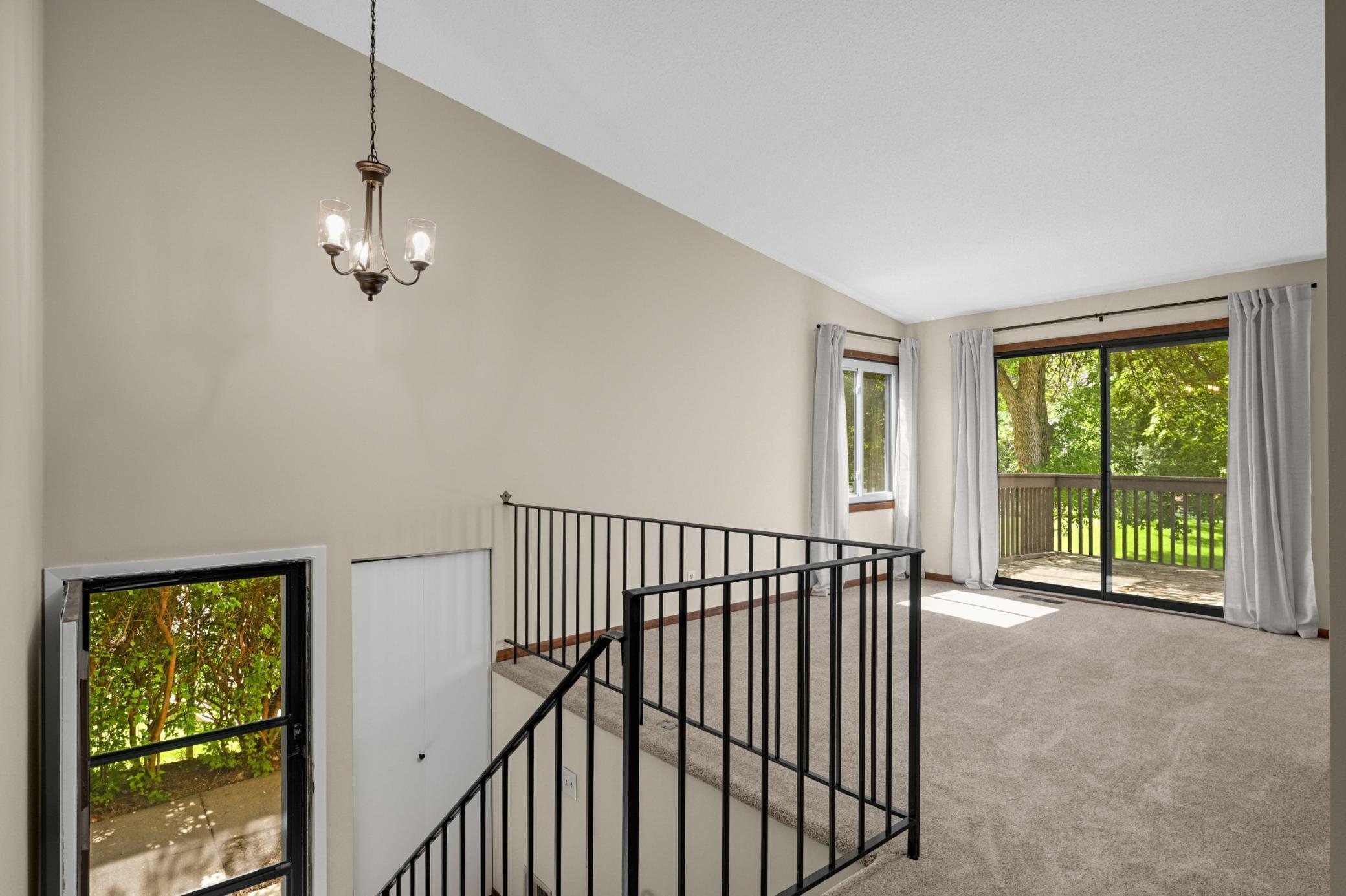 132 W Eagle Lake Drive Property Photo 4