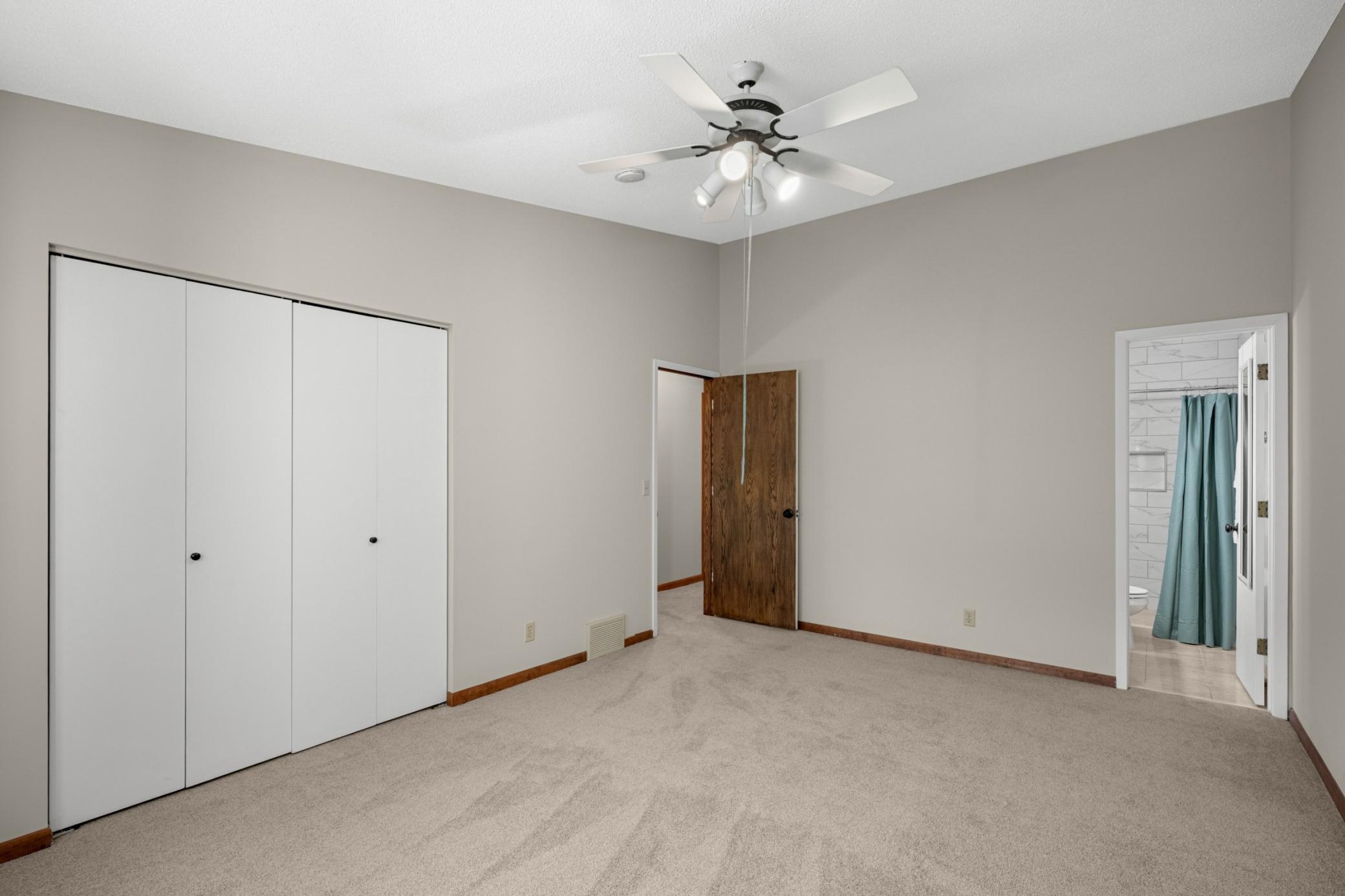 132 W Eagle Lake Drive Property Photo 13
