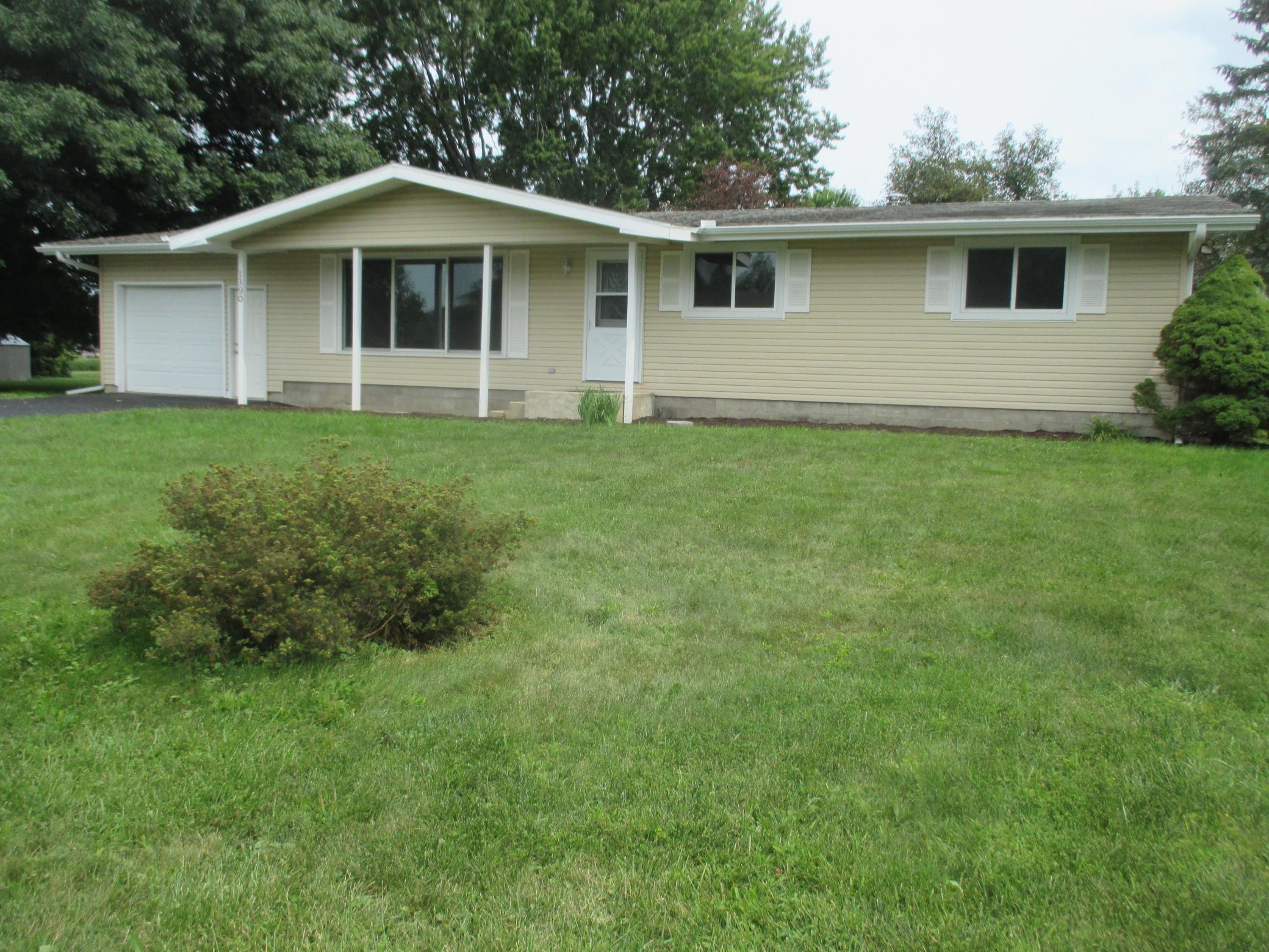 1390 6th Avenue Property Photo 3
