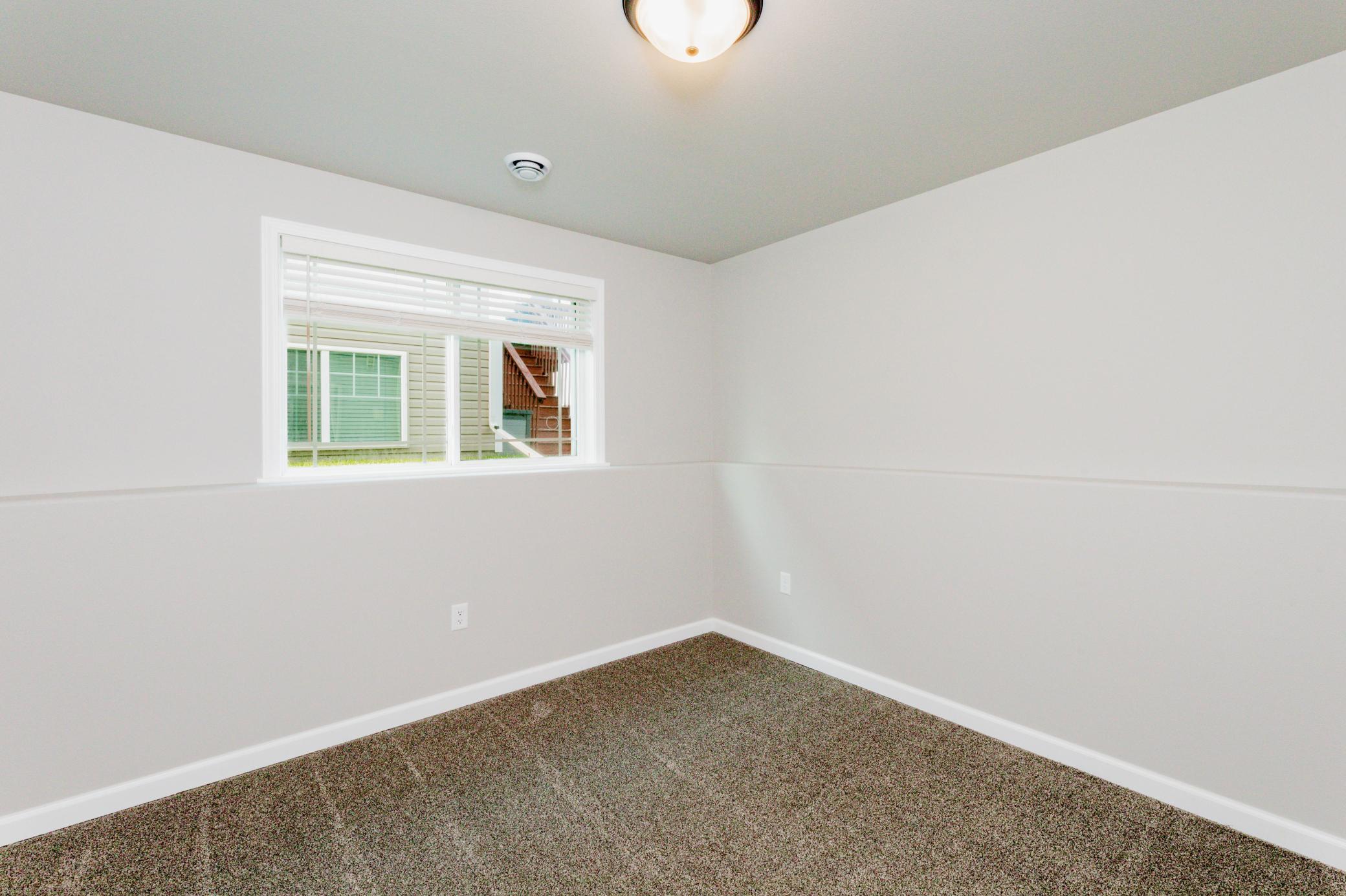 166 Pine Avenue Property Photo 19
