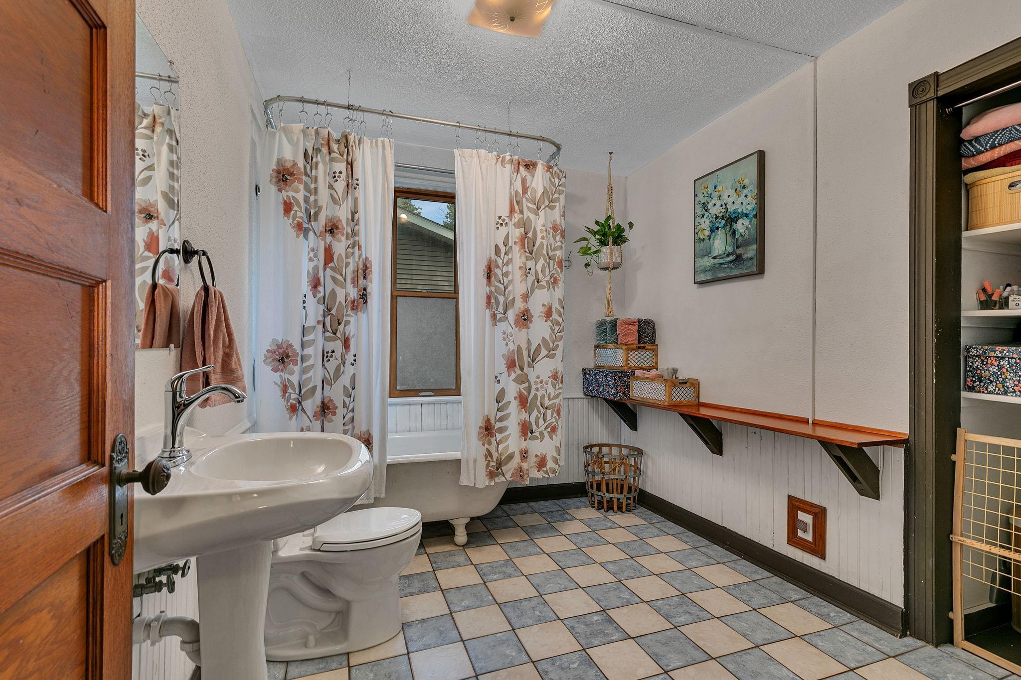 308 17th Avenue N Property Photo 15