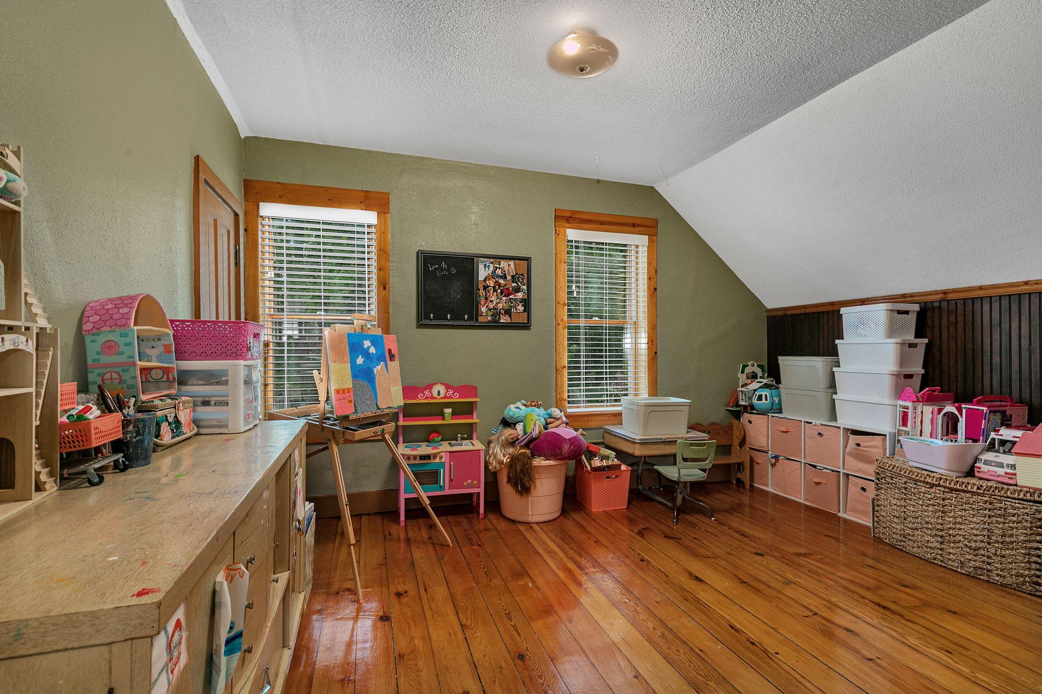 308 17th Avenue N Property Photo 29