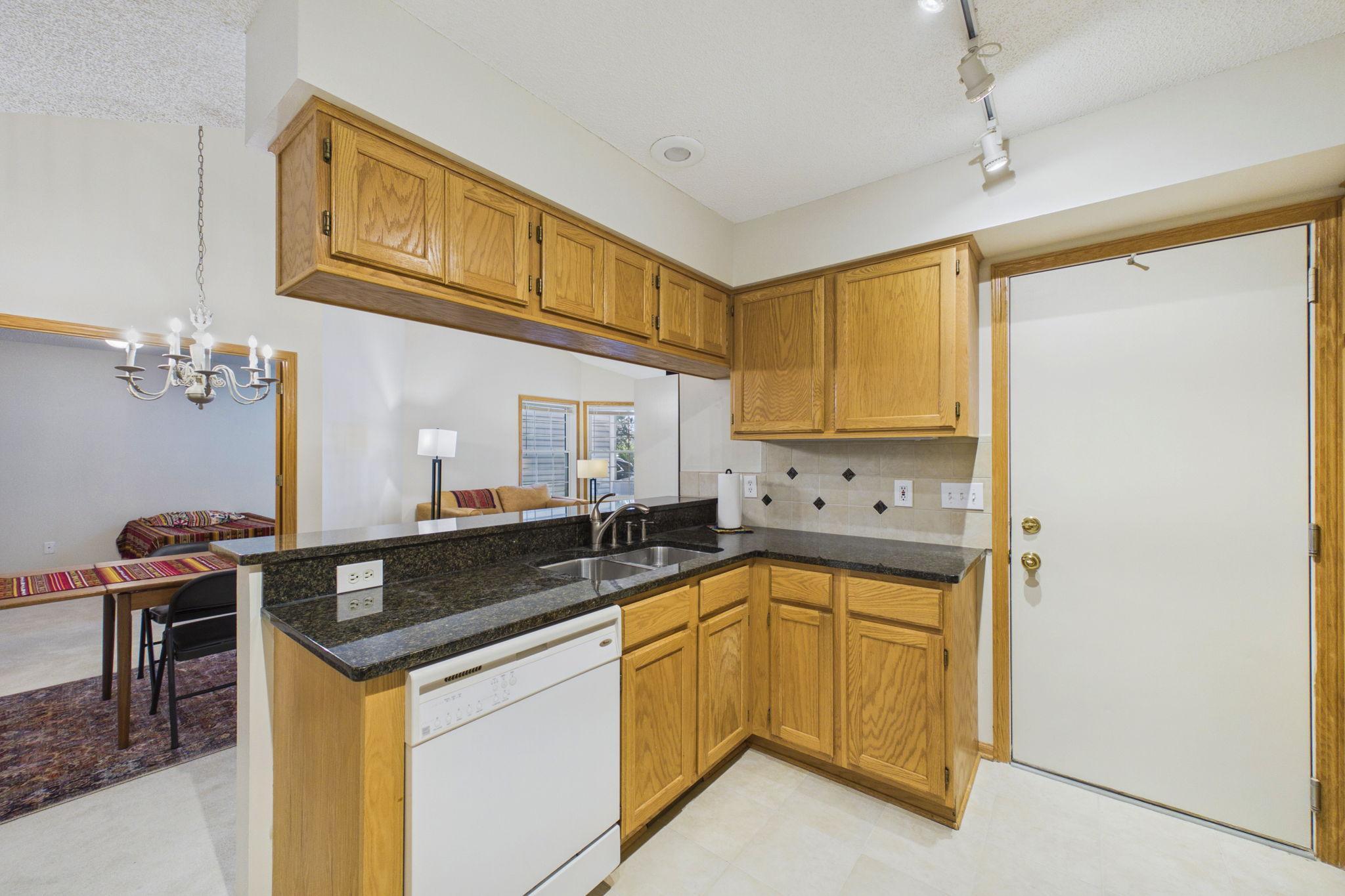 1744 Maple Court Property Photo 10