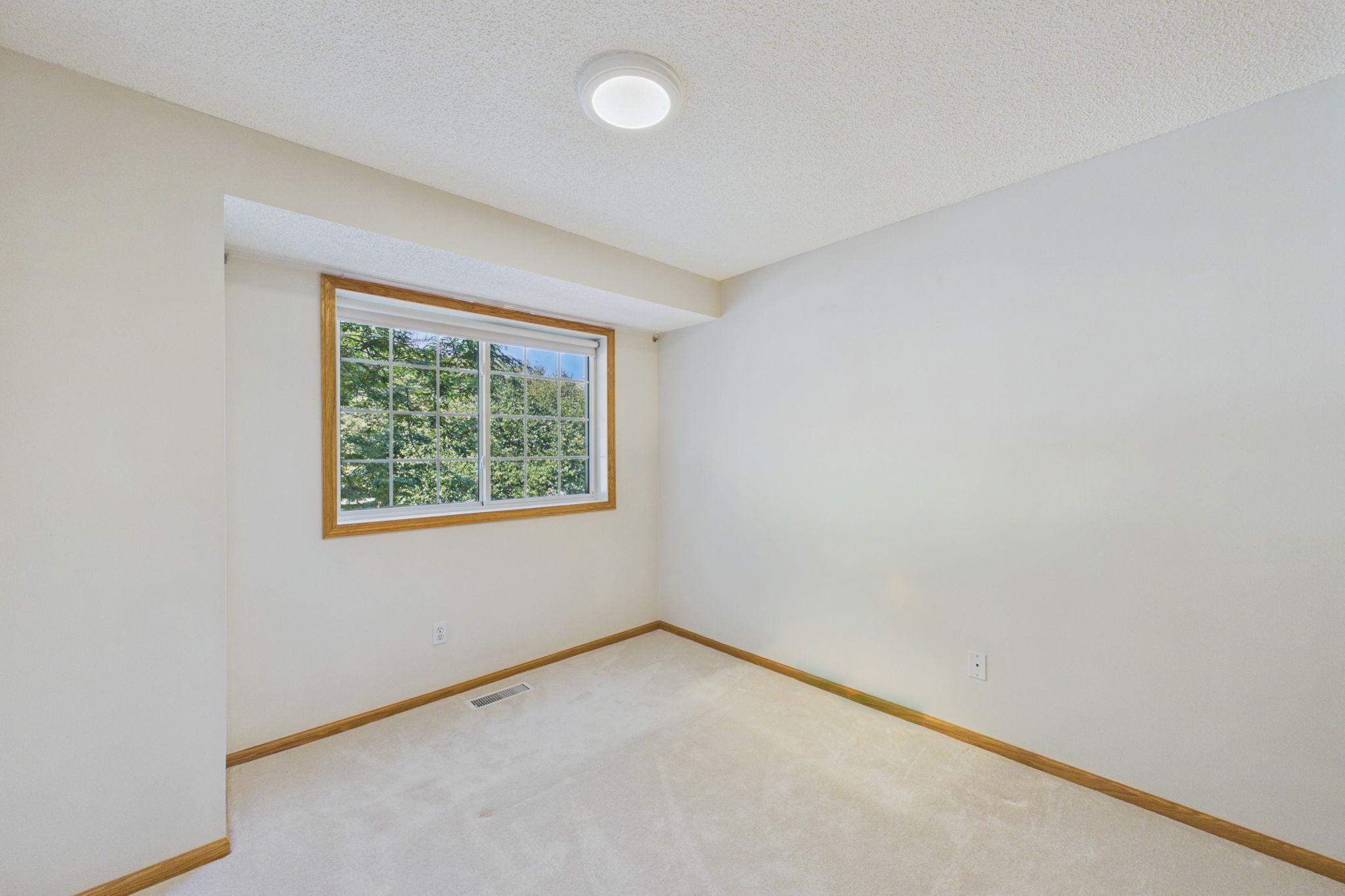 1744 Maple Court Property Photo 17