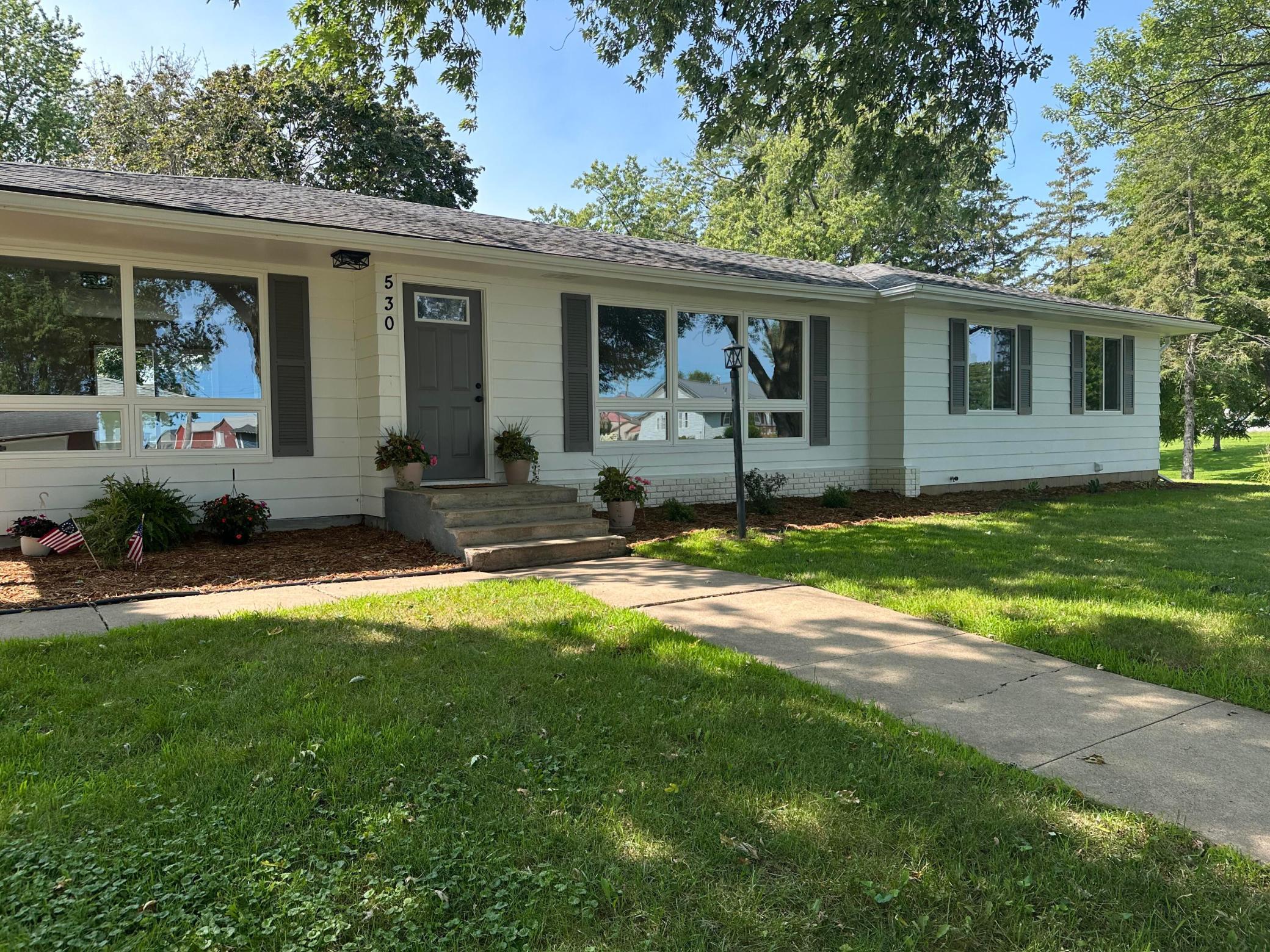 530 1st Street Property Photo 2