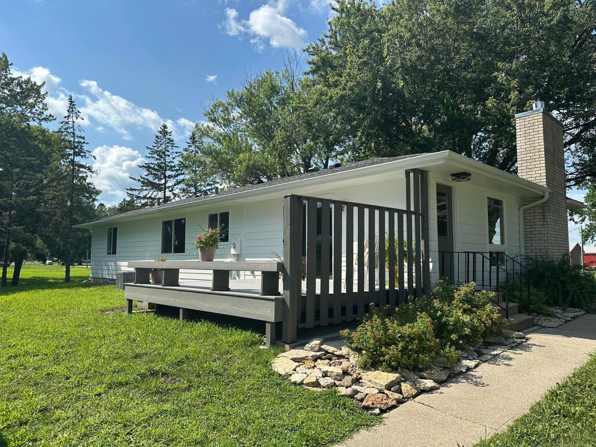530 1st Street Property Photo 6