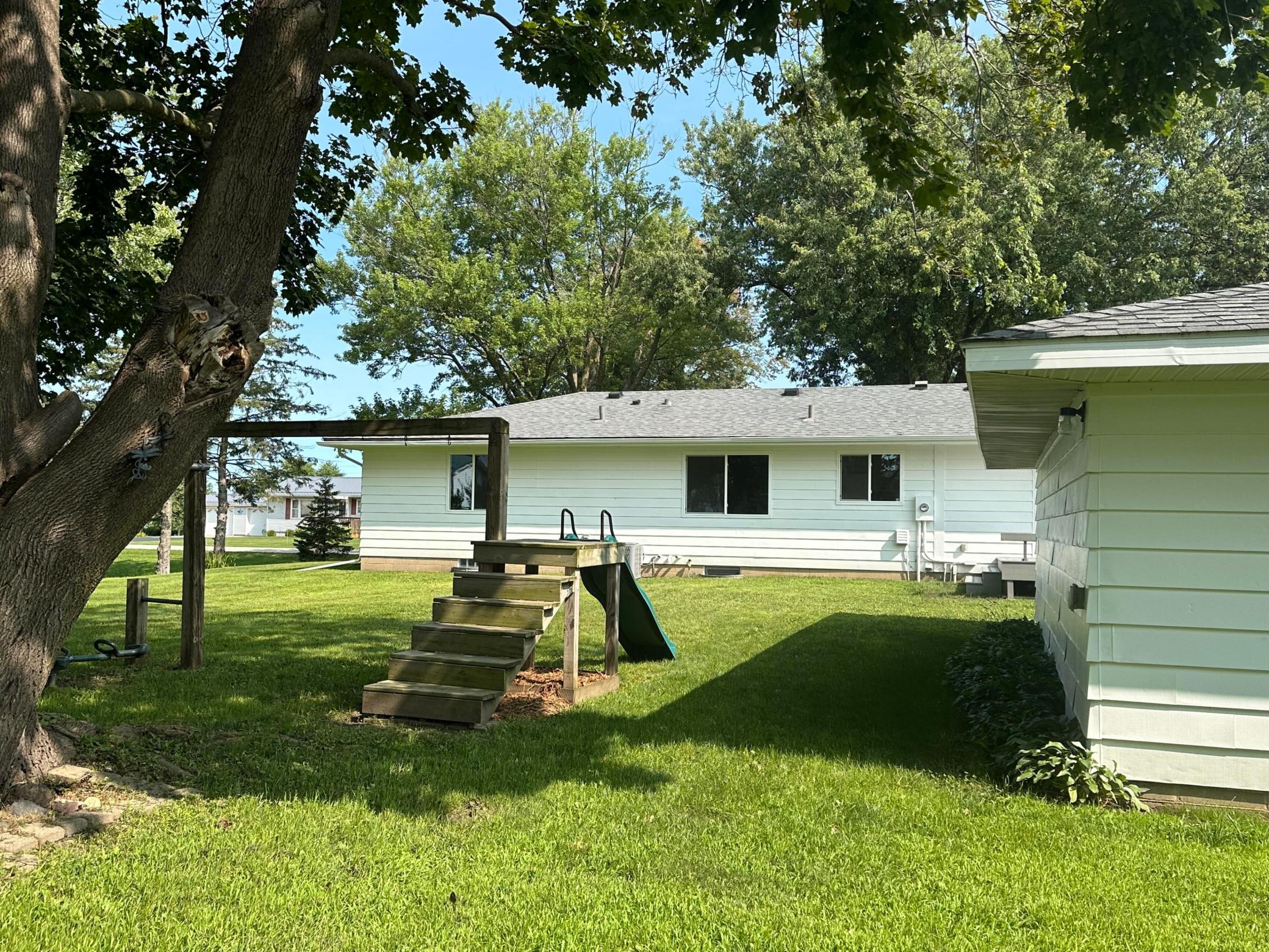 530 1st Street Property Photo 7