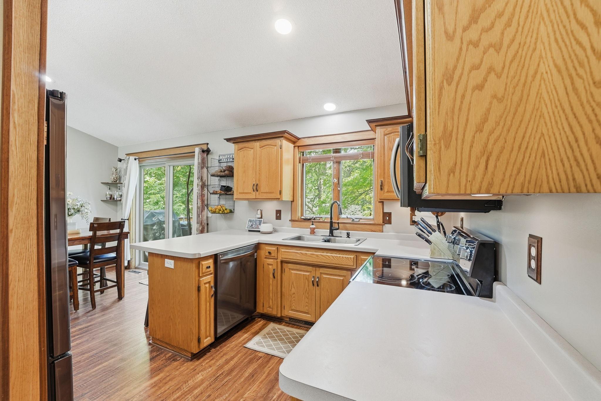 1210 E Baker Street Property Photo 10