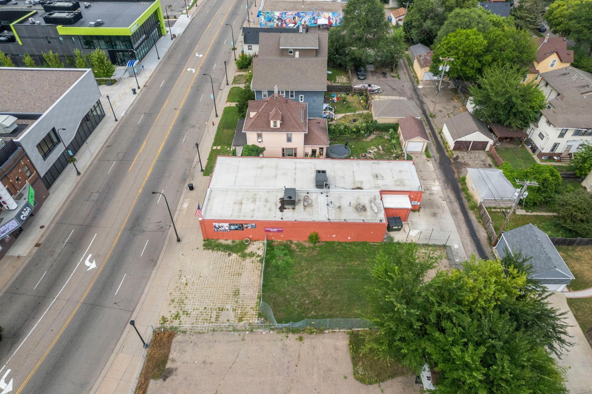 2038 W Broadway Avenue Property Photo 47
