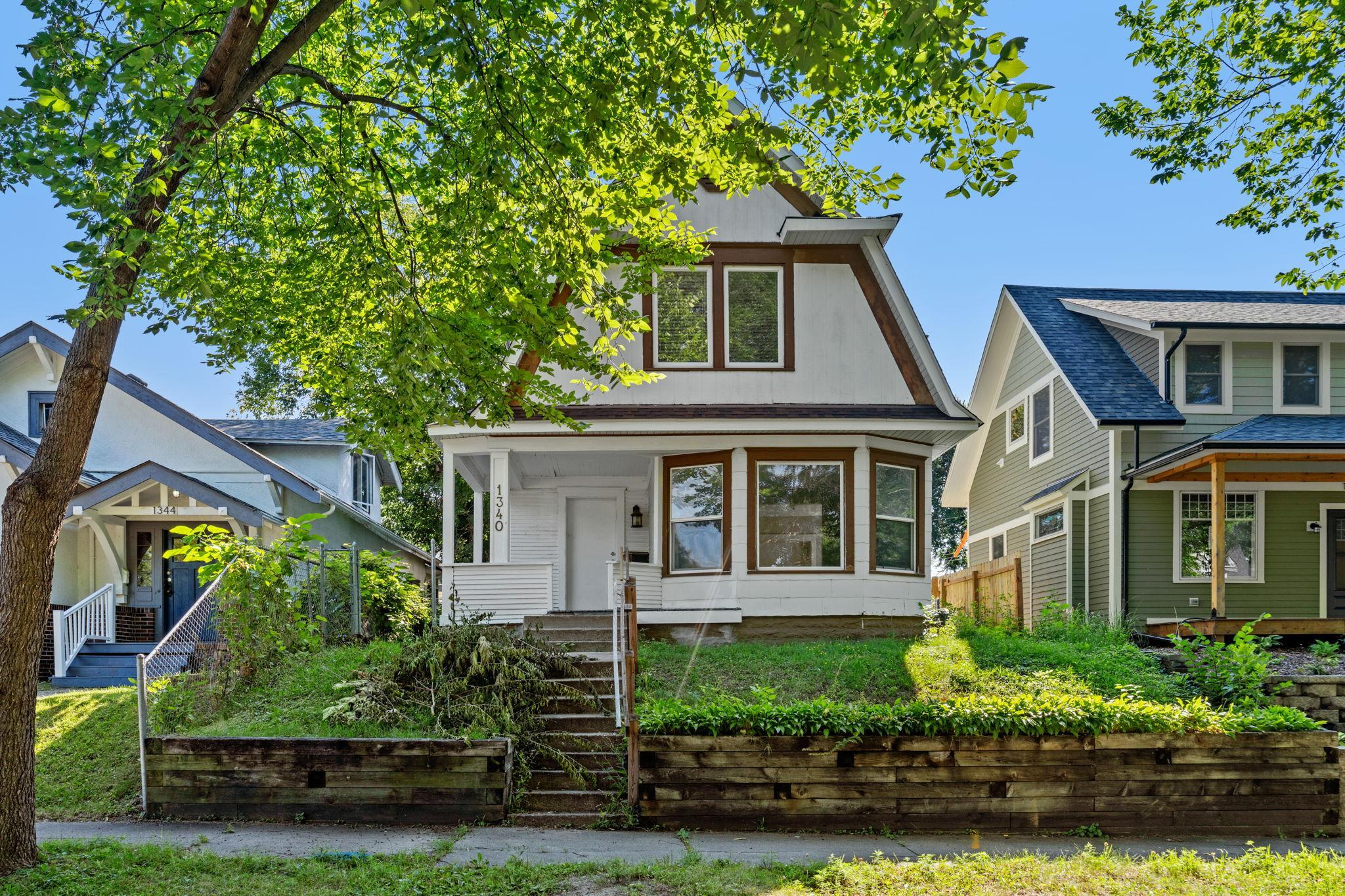 1340 Oliver Avenue N Property Photo 1