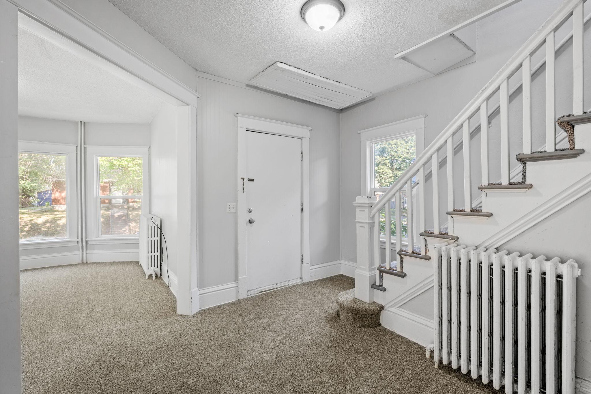 1340 Oliver Avenue N Property Photo 5