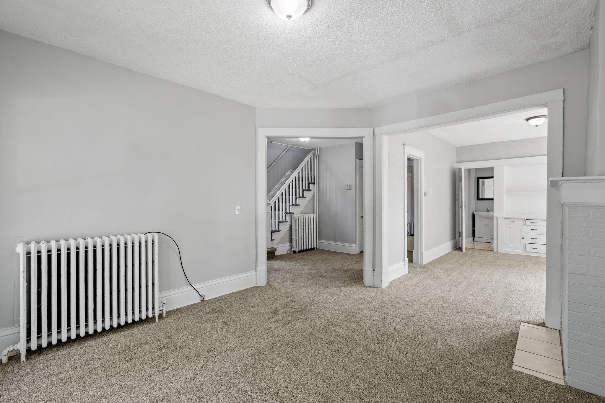 1340 Oliver Avenue N Property Photo 7