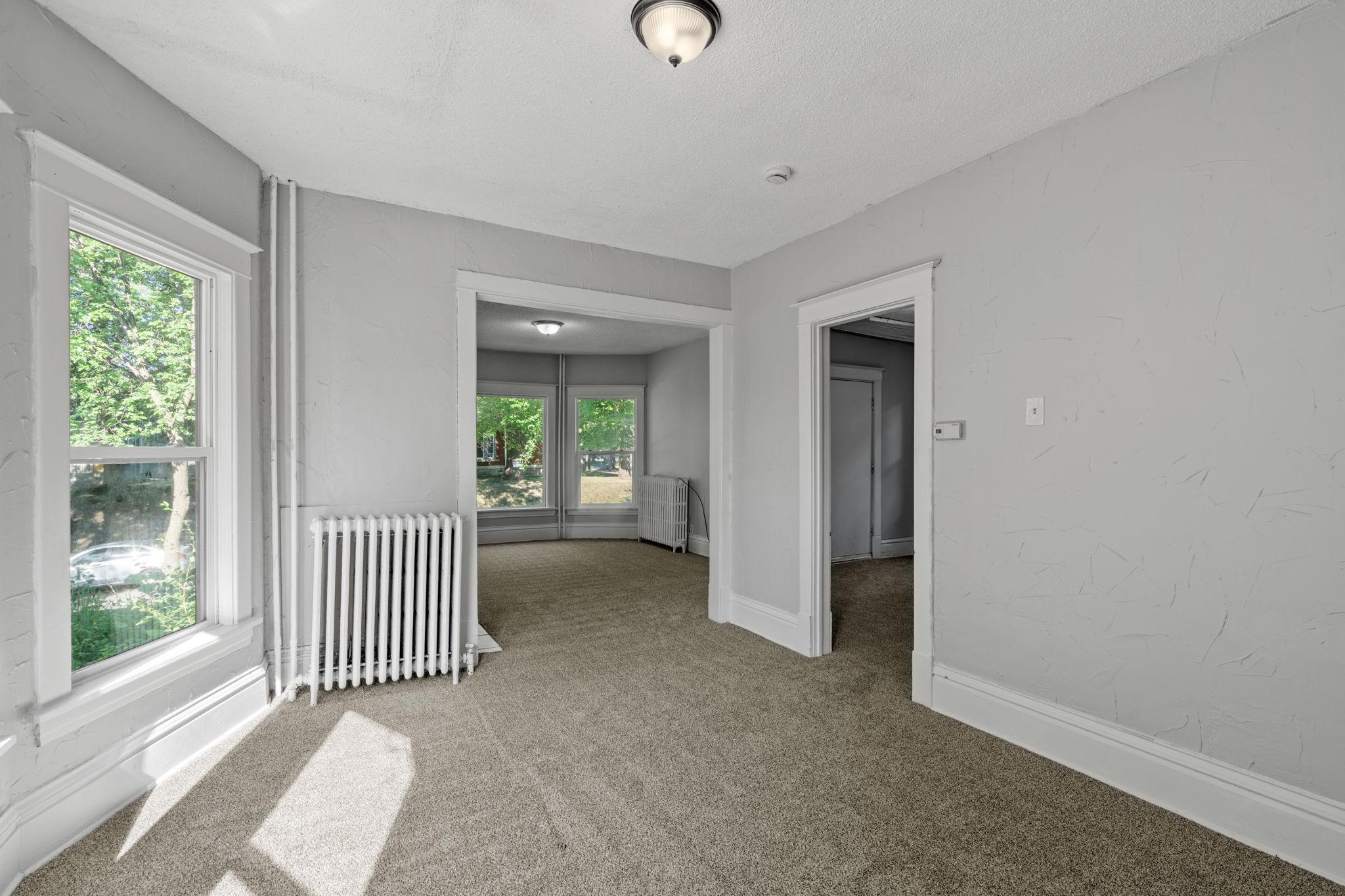 1340 Oliver Avenue N Property Photo 10