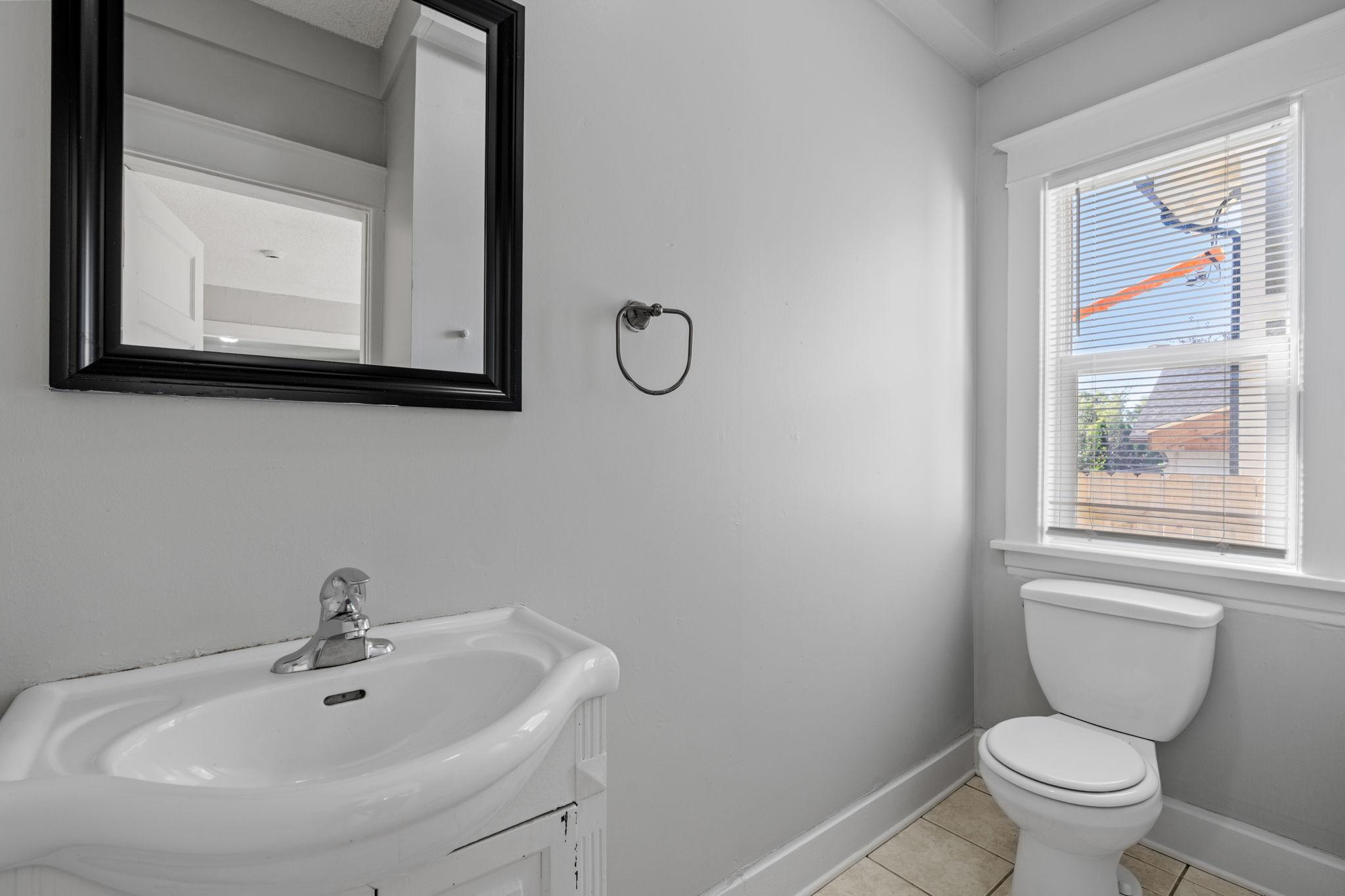 1340 Oliver Avenue N Property Photo 15