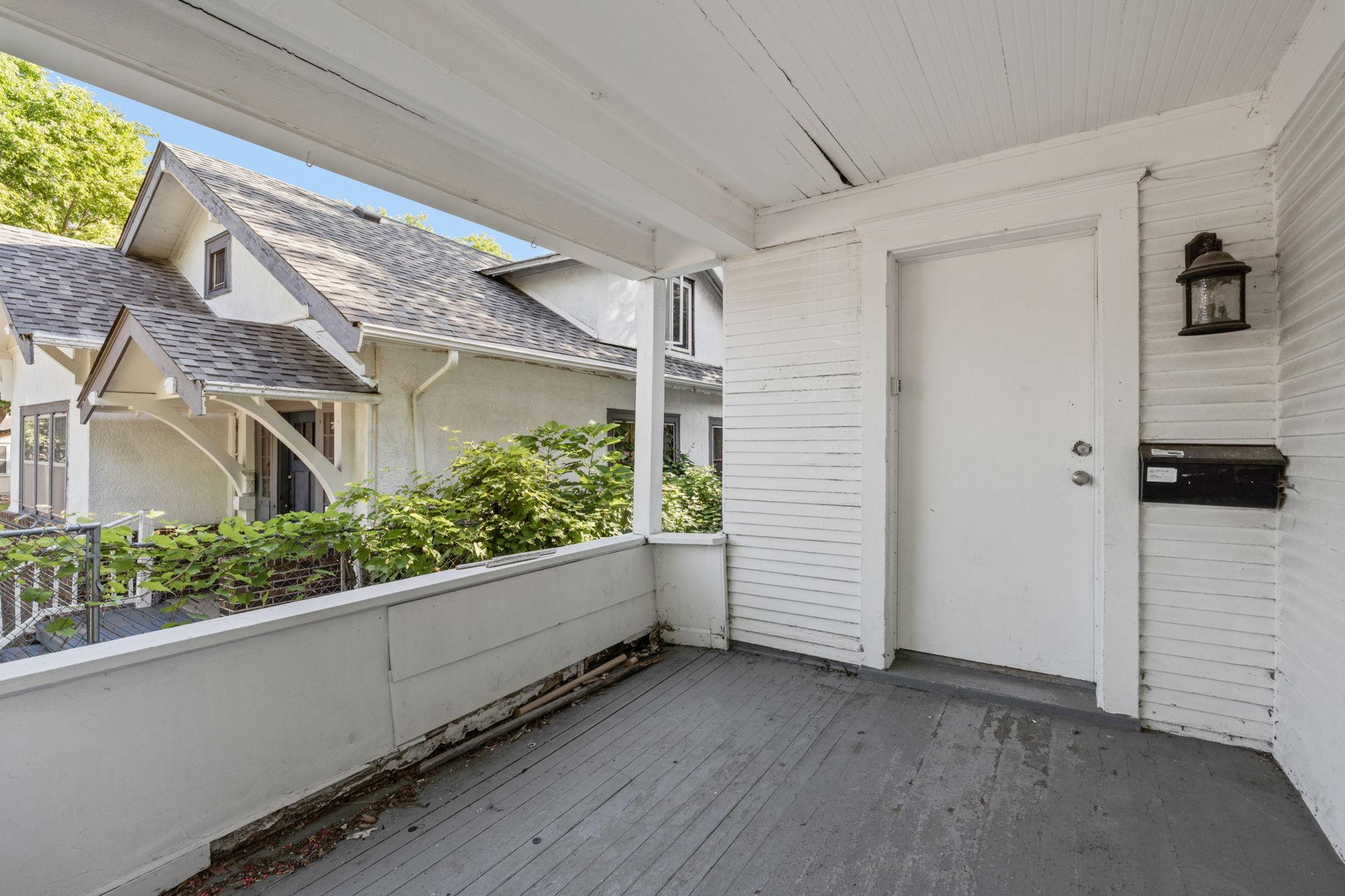 1340 Oliver Avenue N Property Photo 37