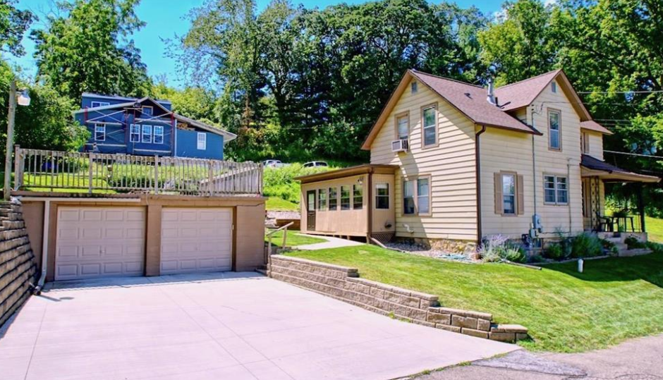 543 10th Street Property Photo 1