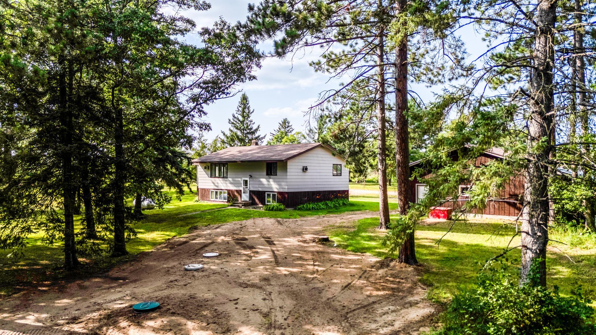 50768 279th Avenue Property Photo 3