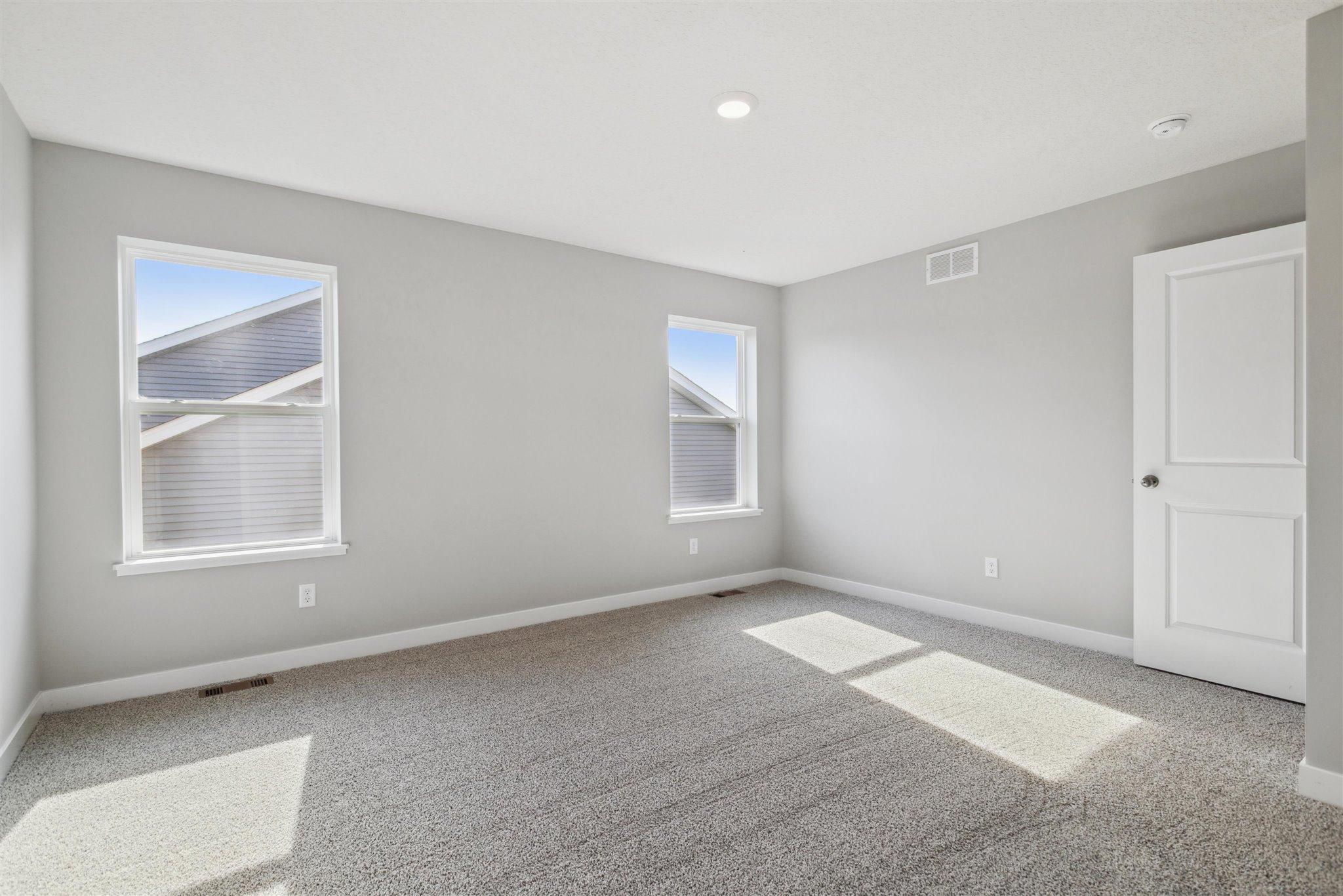1649 Shasta Drive Property Photo 8