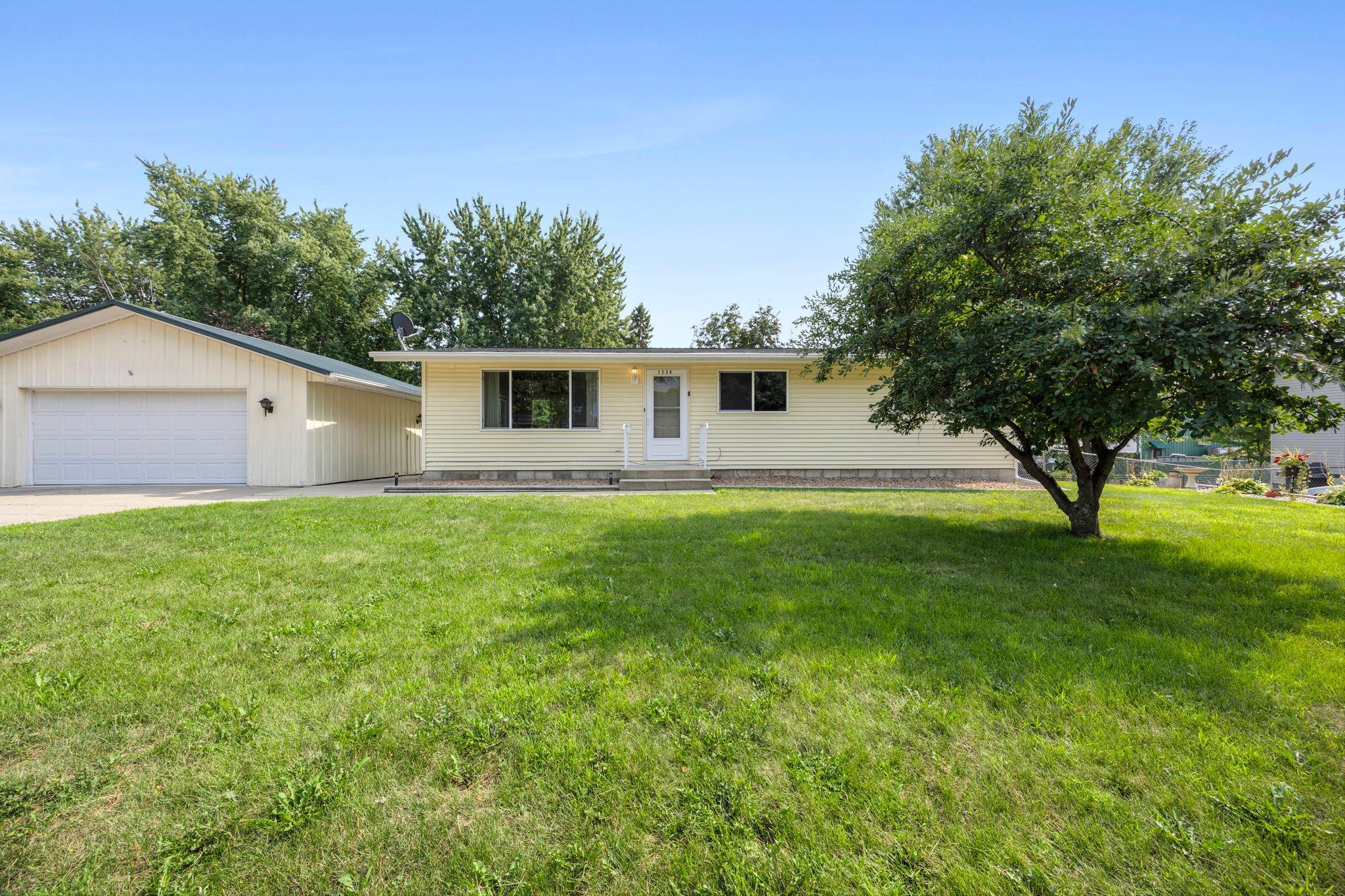 1230 8th Street Property Photo 5