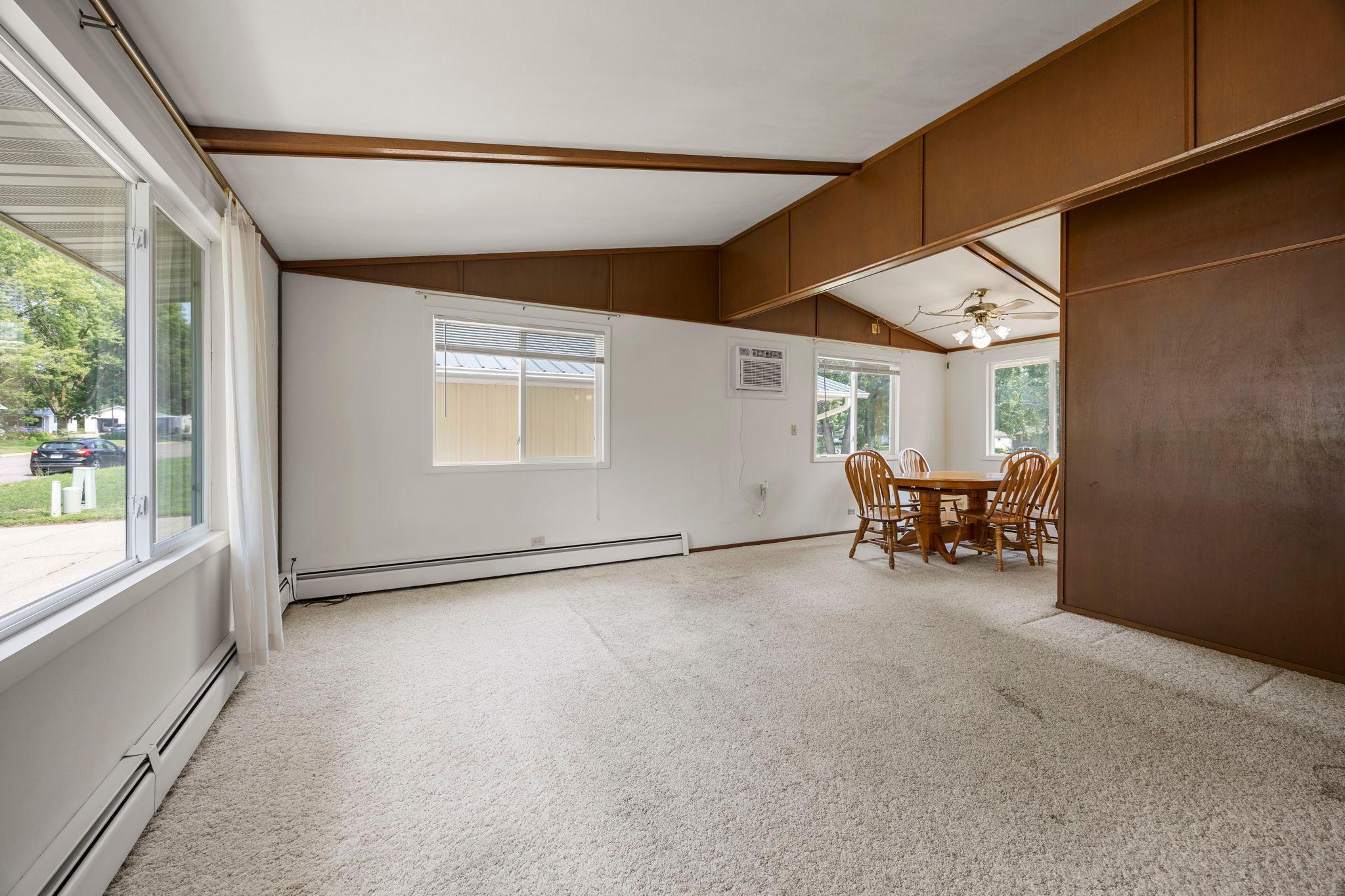 1230 8th Street Property Photo 10