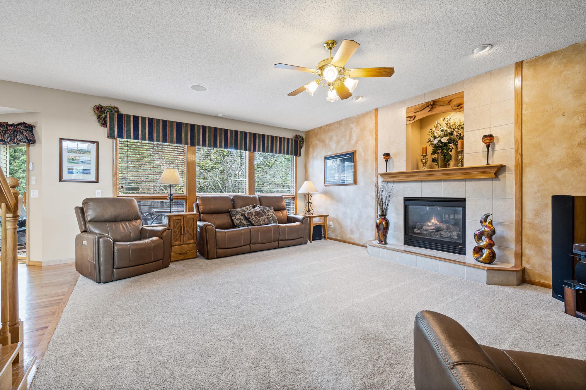 12101 Jasper Lane Property Photo 8
