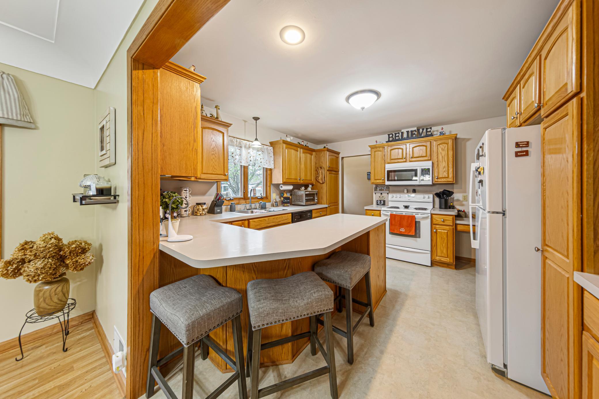 302 W Douglas Street Property Photo 13