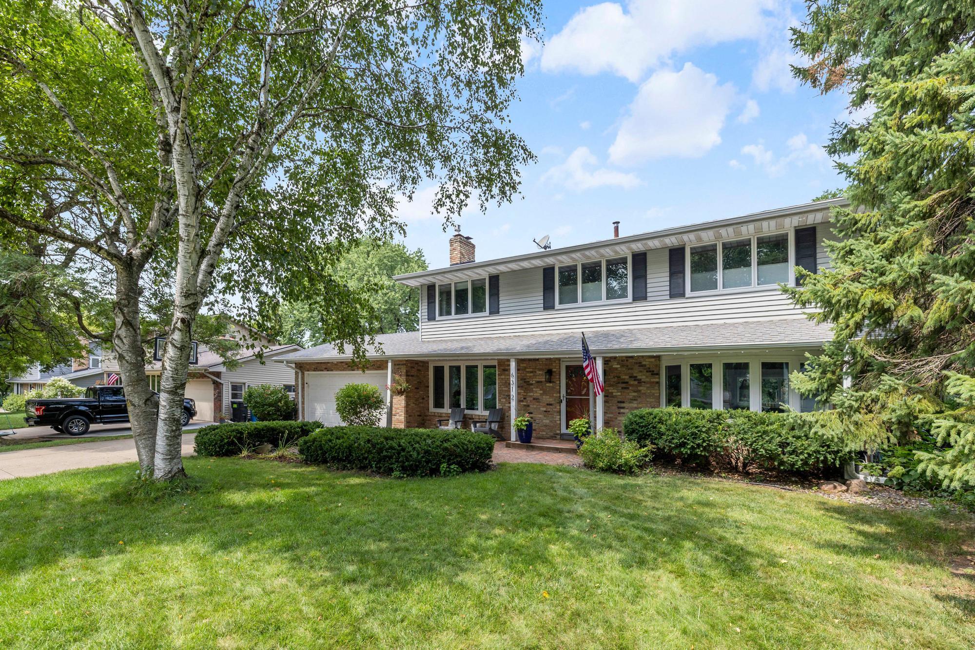 6312 Limerick Lane Property Photo 4