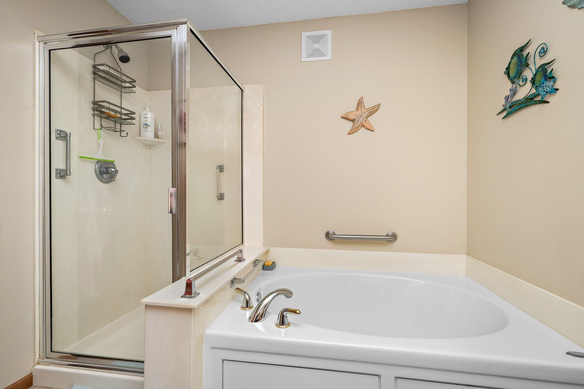 16303 70th Avenue N Property Photo 15