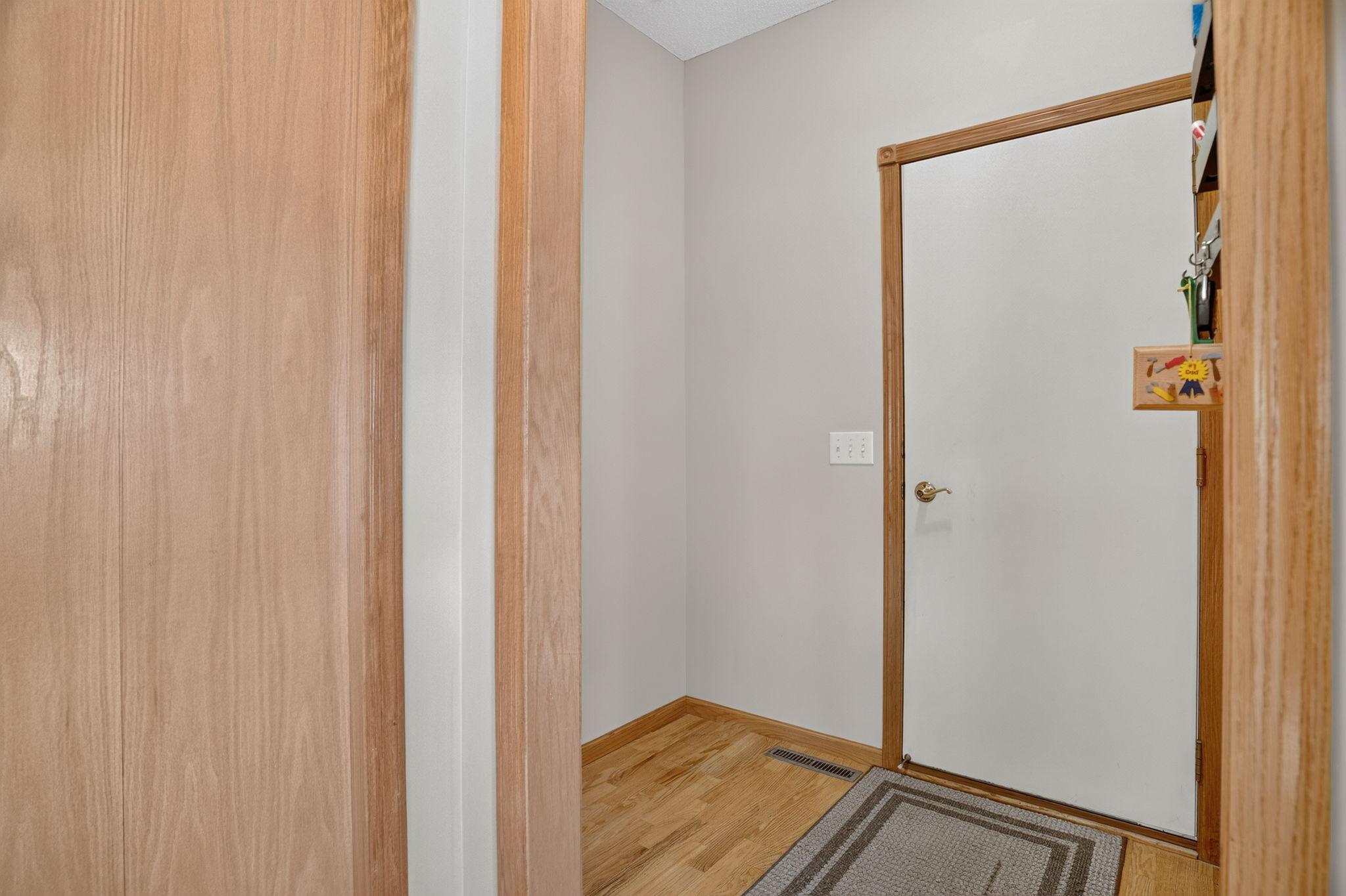 658 4th Avenue Nw Property Photo 23