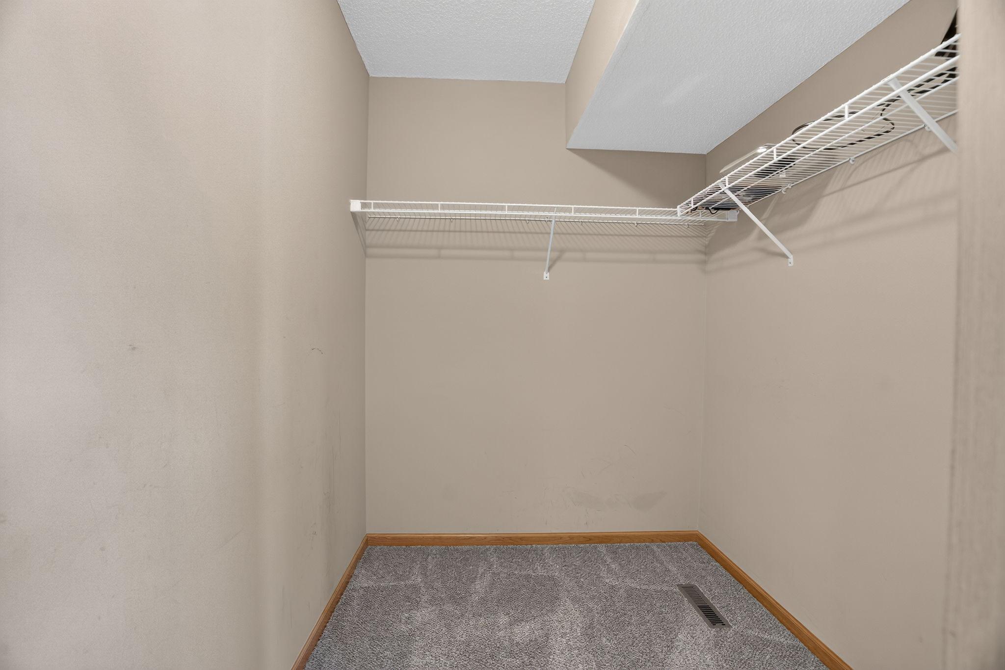 658 4th Avenue Nw Property Photo 32