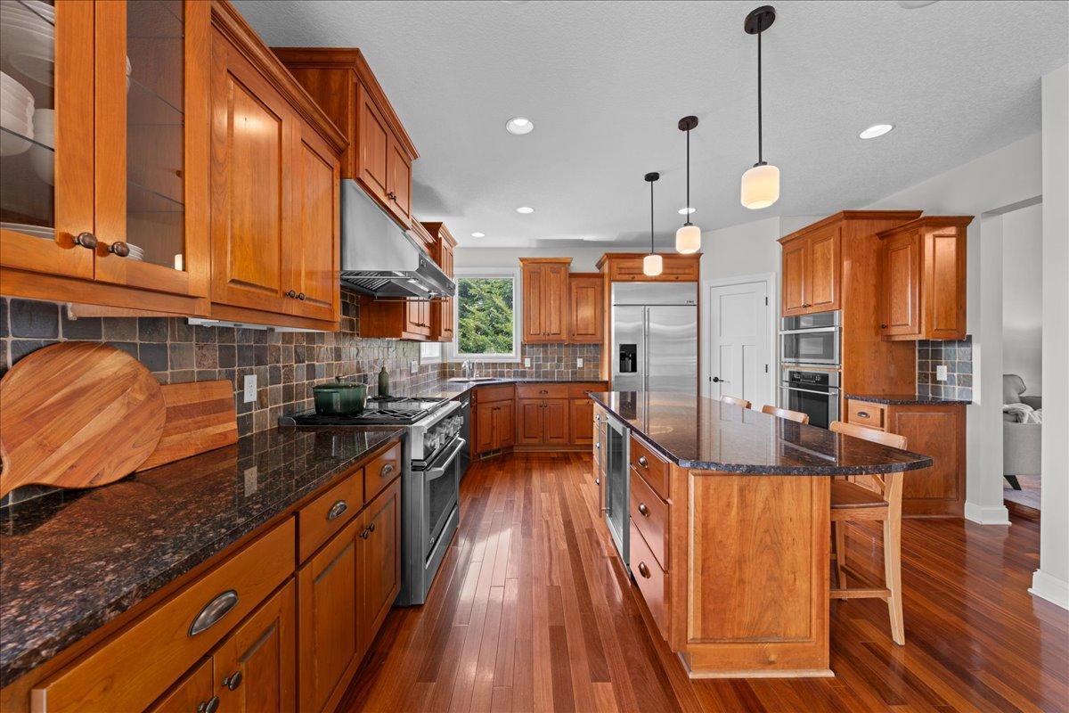 10614 Maple Boulevard Property Photo 11