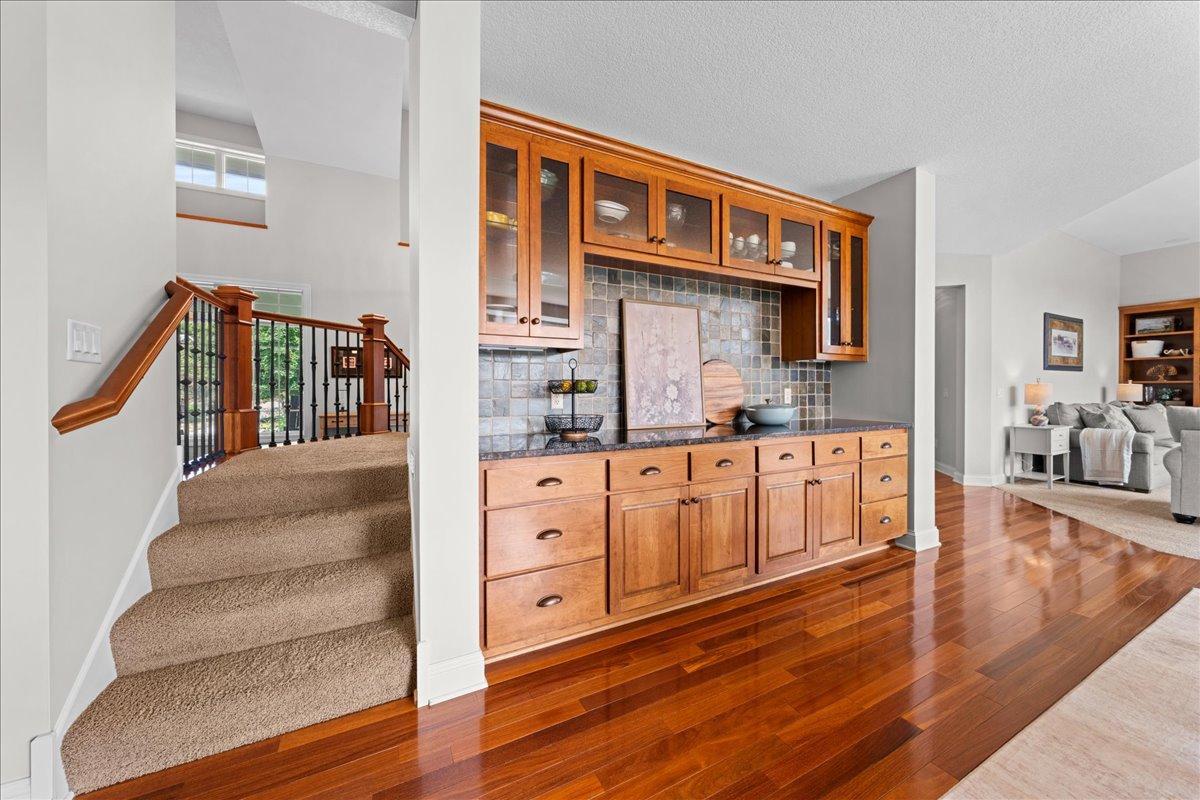 10614 Maple Boulevard Property Photo 14