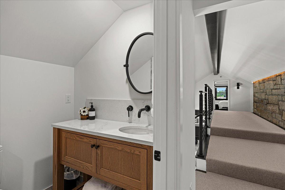 2836 London Road Property Photo 45