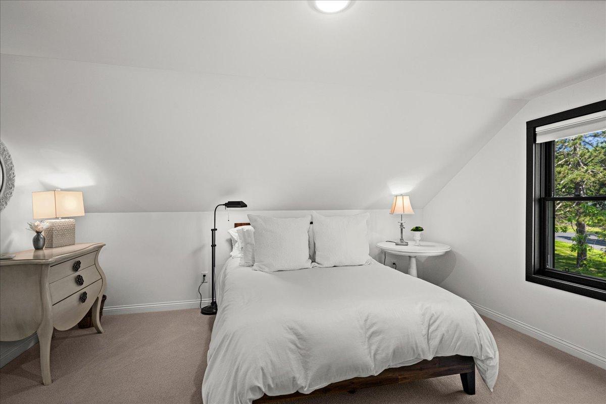 2836 London Road Property Photo 49