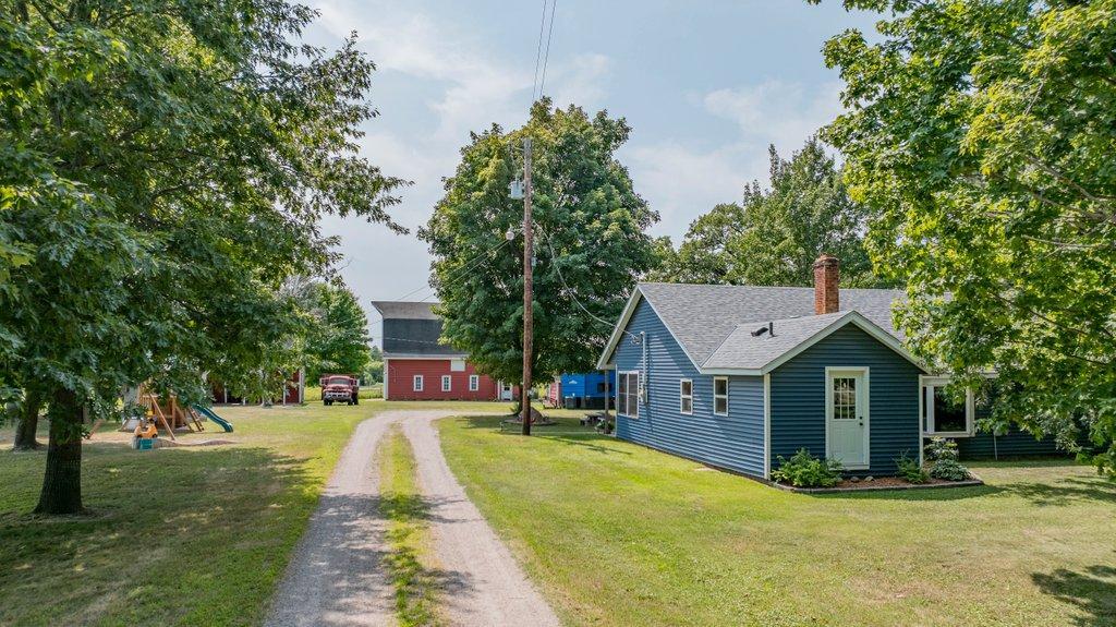 16319 90th Street Property Photo 1