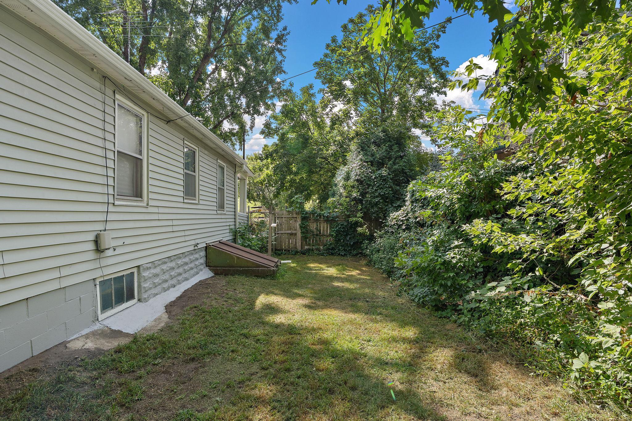891 Benhill Road Property Photo 21
