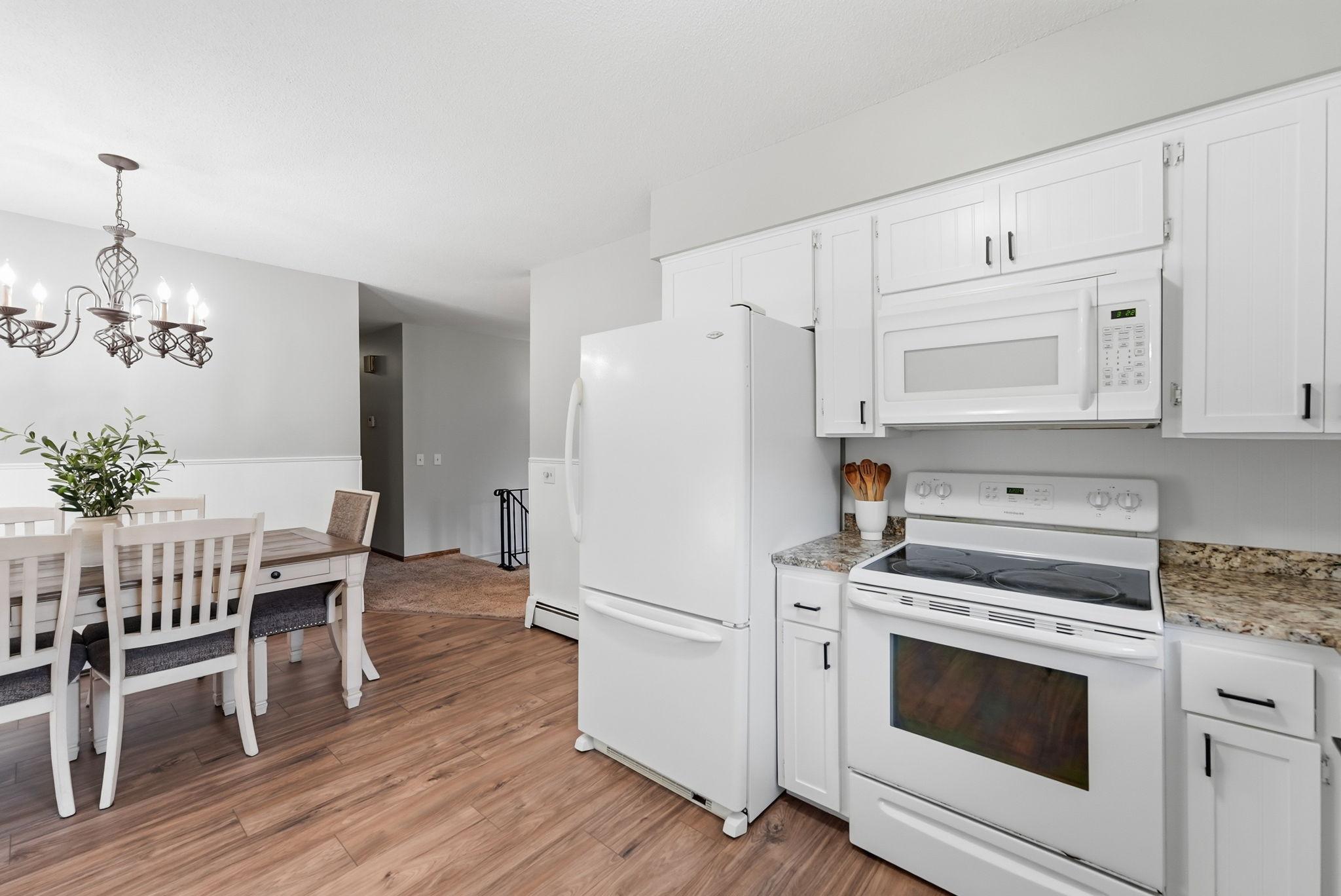 1785 Oak Road Property Photo 7