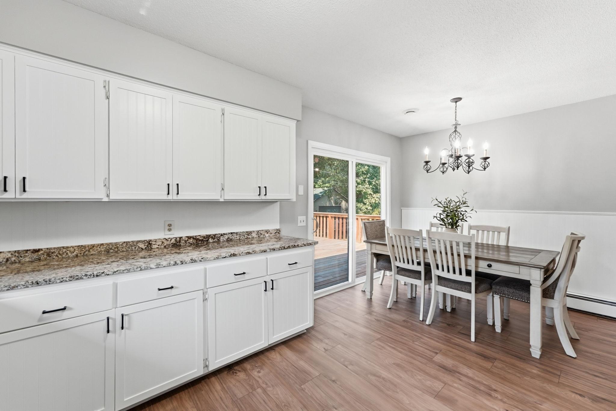 1785 Oak Road Property Photo 11
