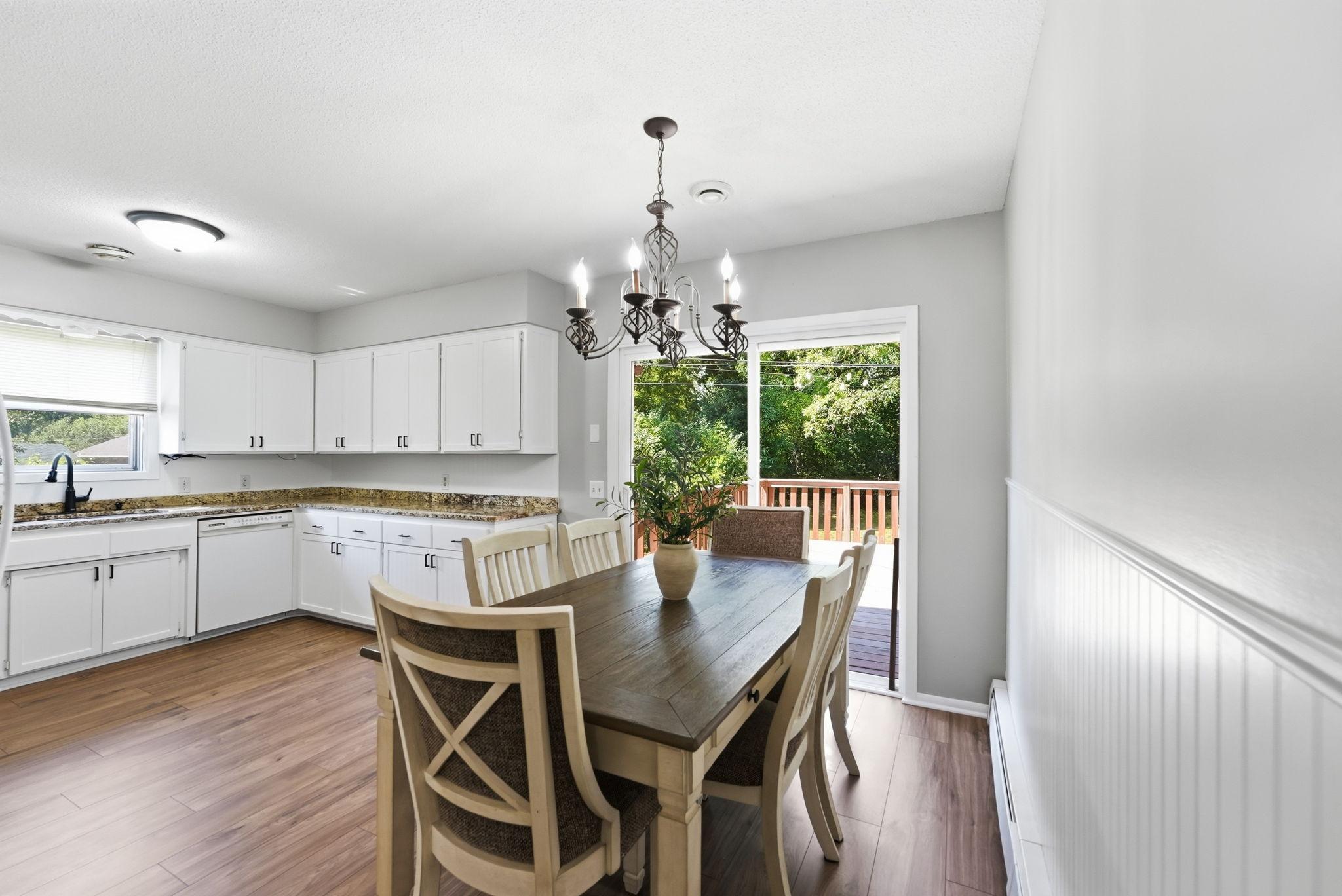 1785 Oak Road Property Photo 12