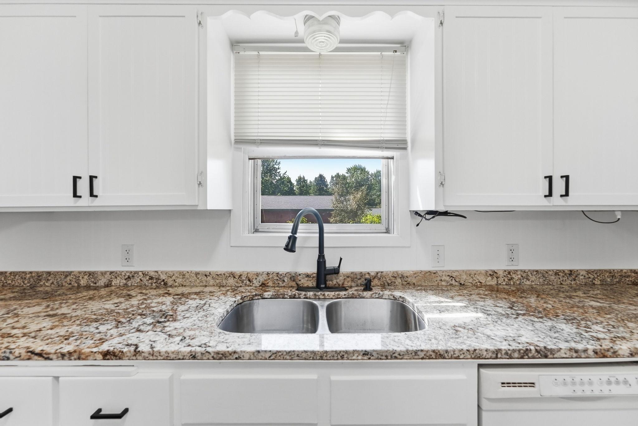 1785 Oak Road Property Photo 16