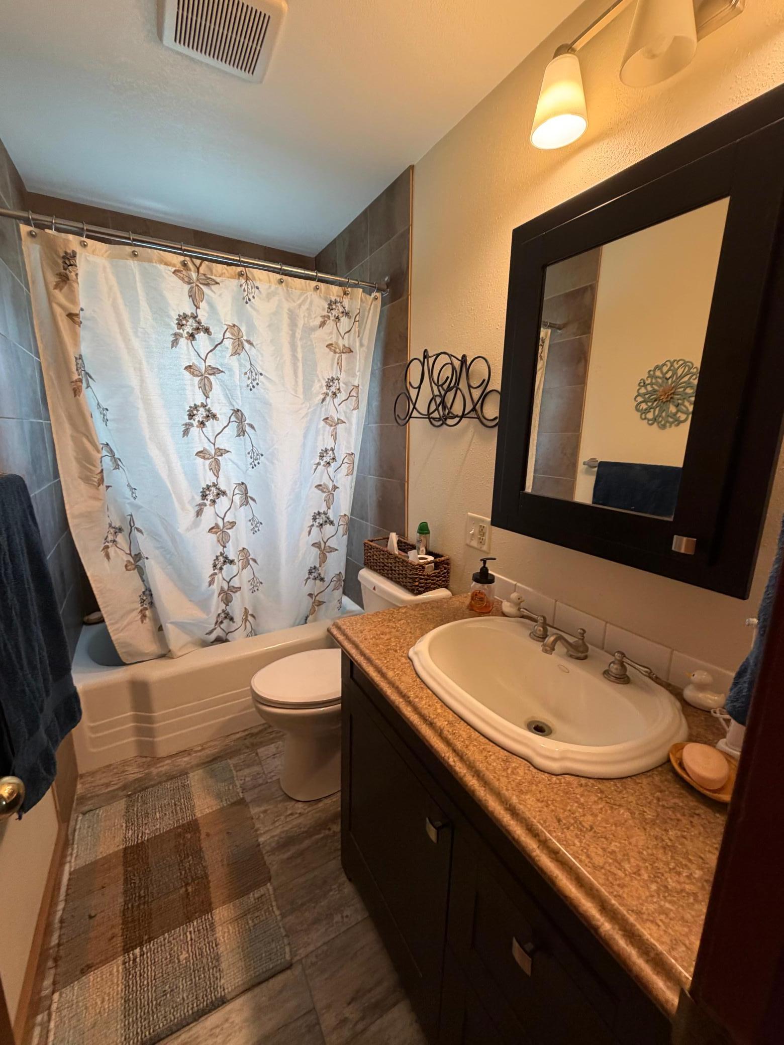 428 E Rooney Avenue Property Photo 12