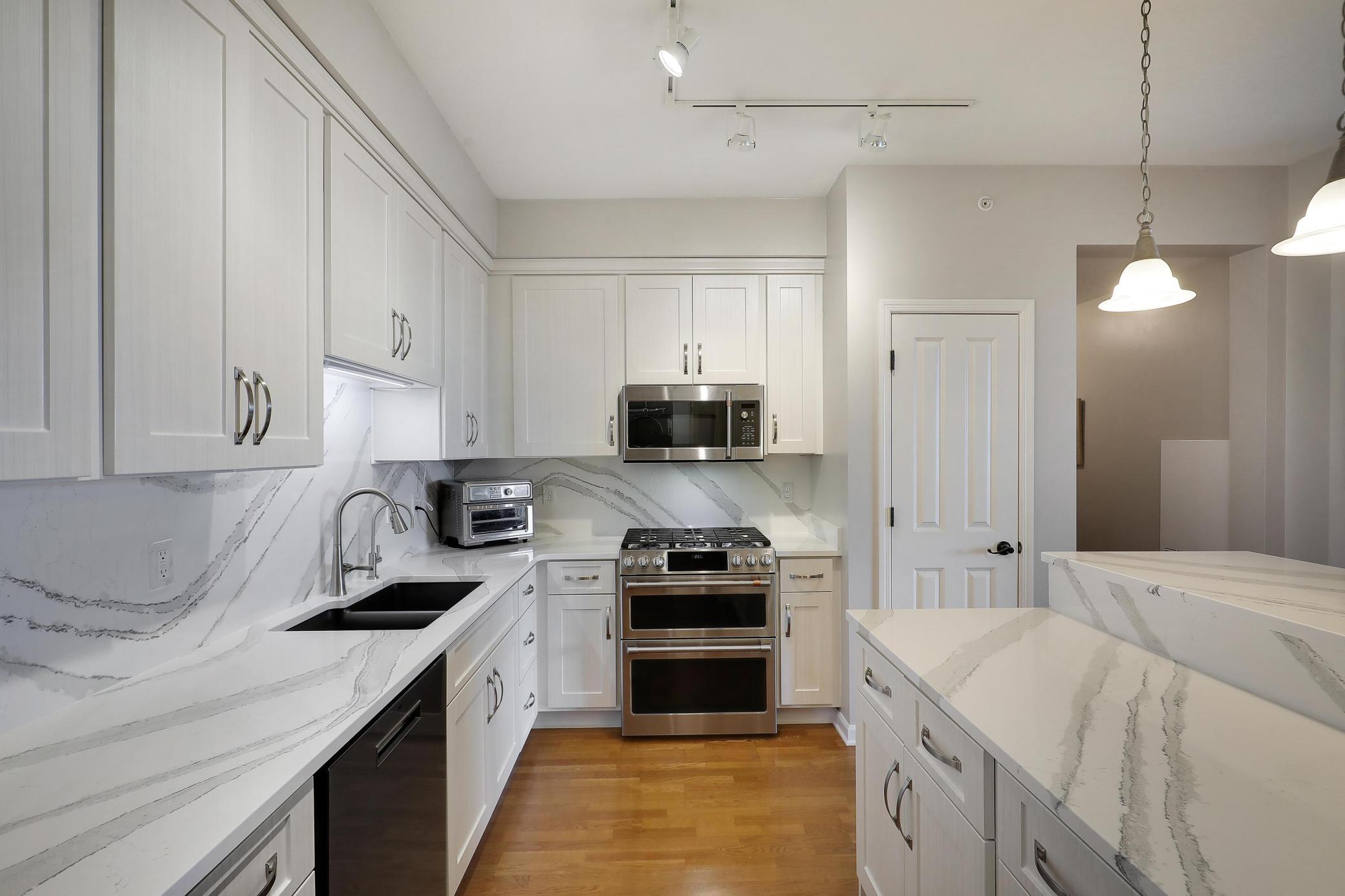 500 E Grant Street 707 Property Photo 11
