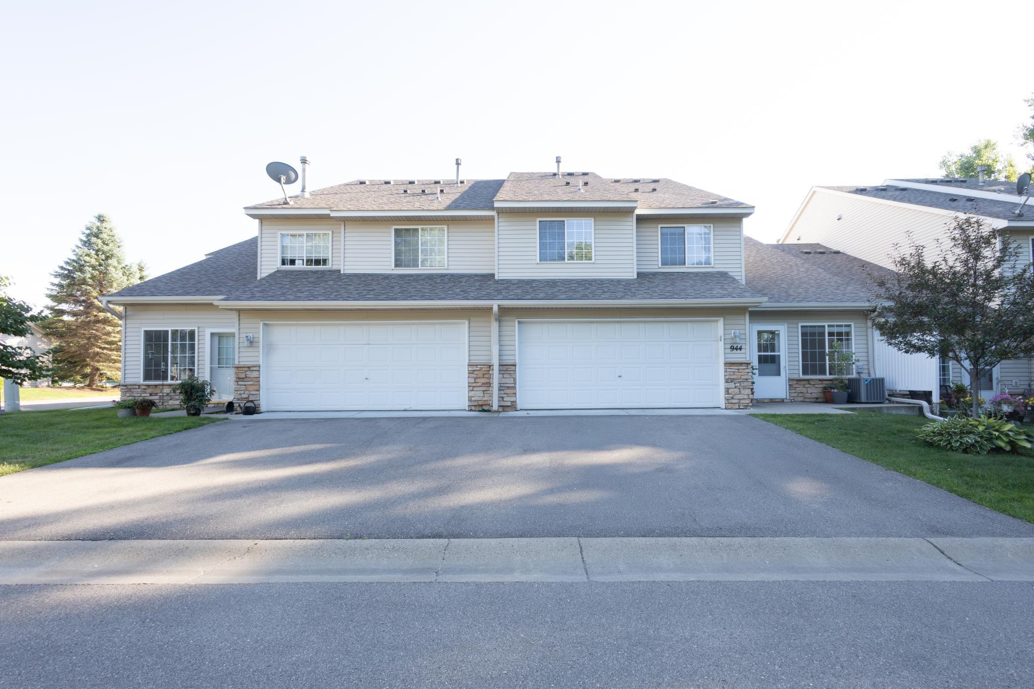 8944 Pheasant Lane Property Photo 1