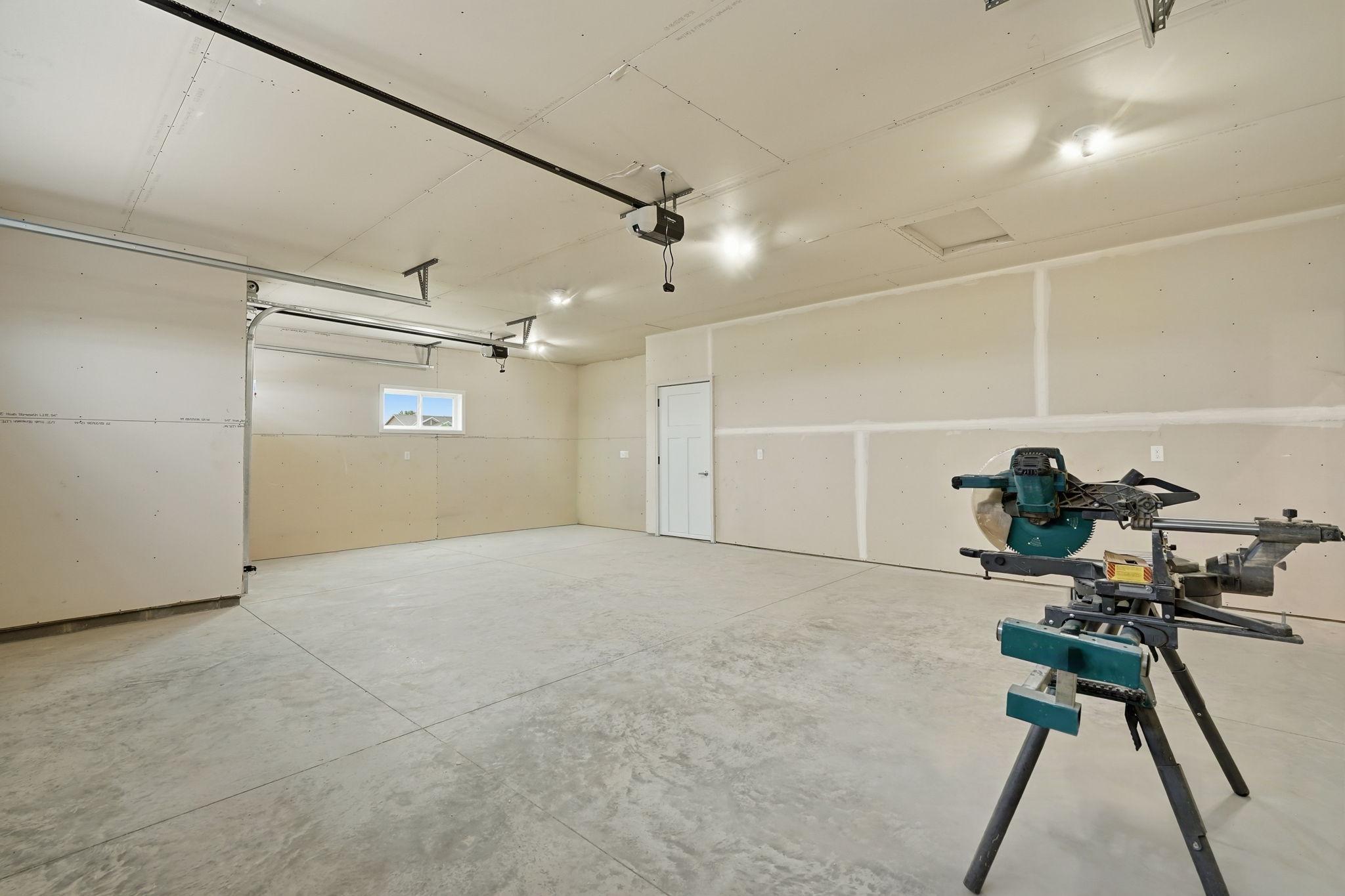 1006 Misty Meadow Boulevard Property Photo 25