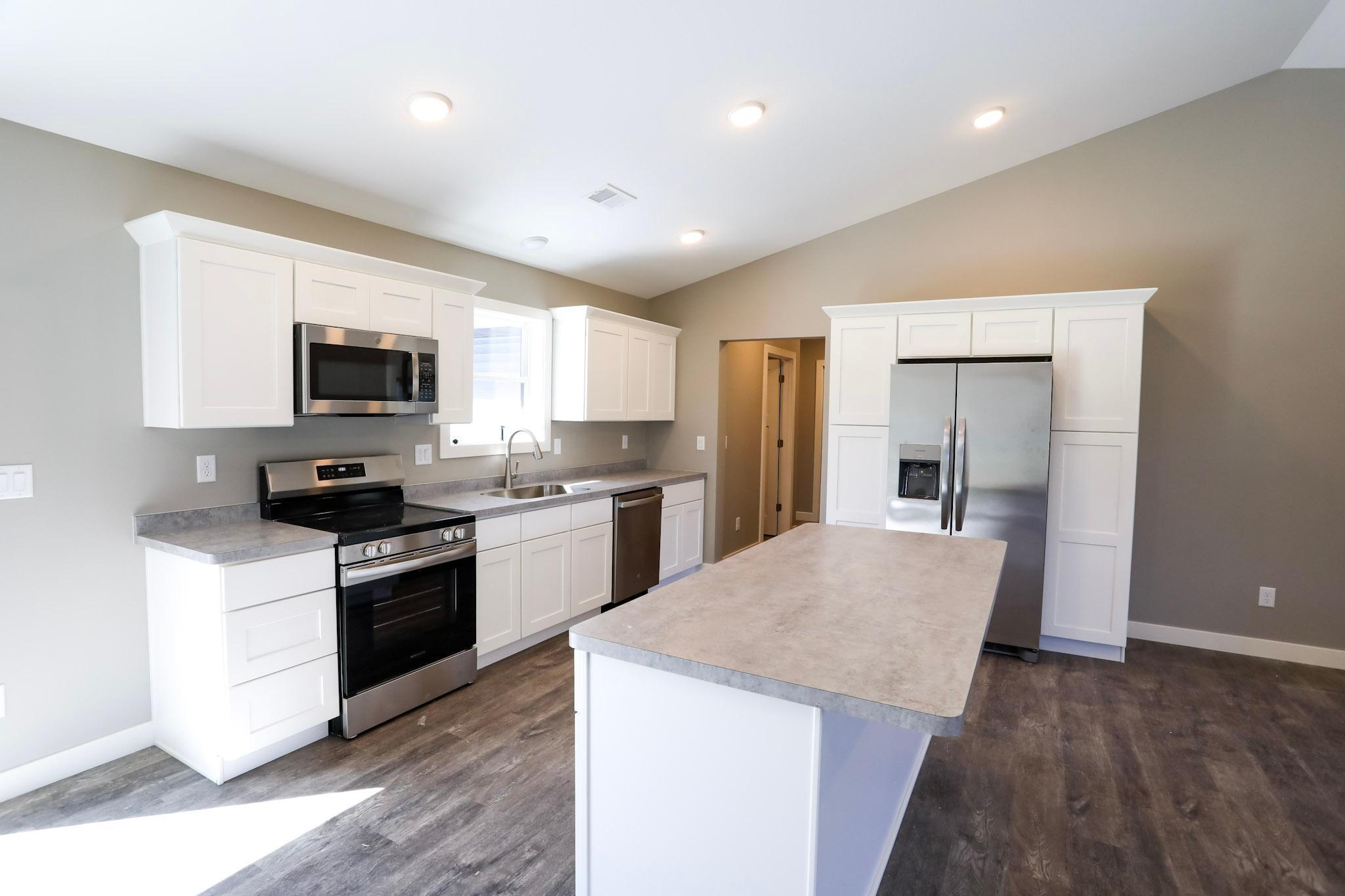 8238 Moidore Drive Nw Property Photo 3