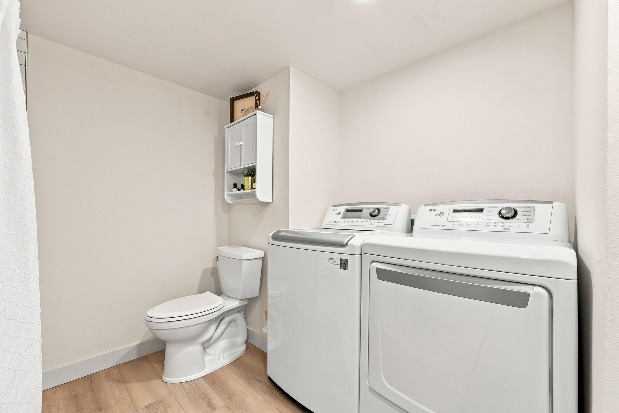 1244 E Shore Drive Property Photo 18