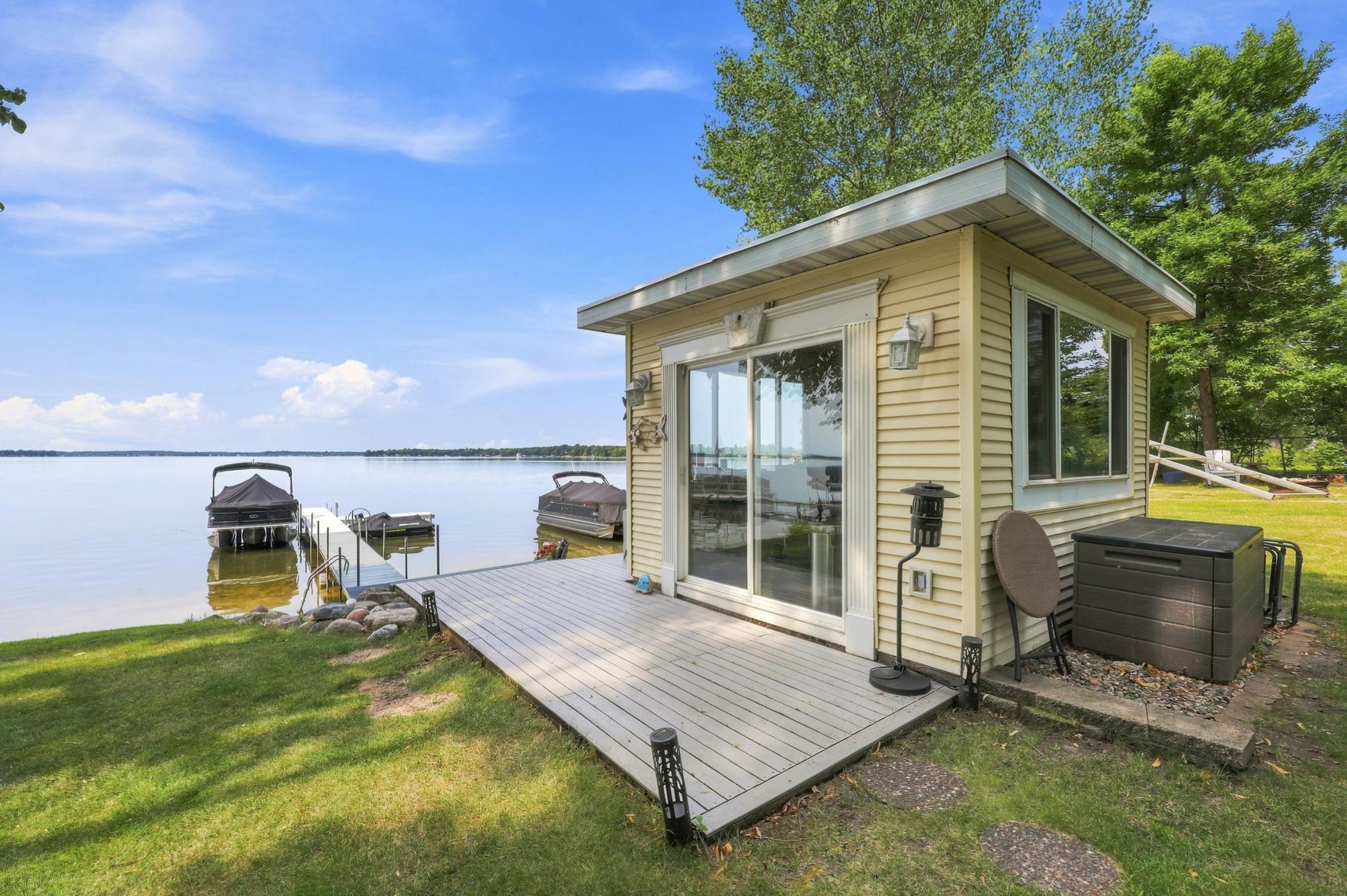 1244 E Shore Drive Property Photo 33
