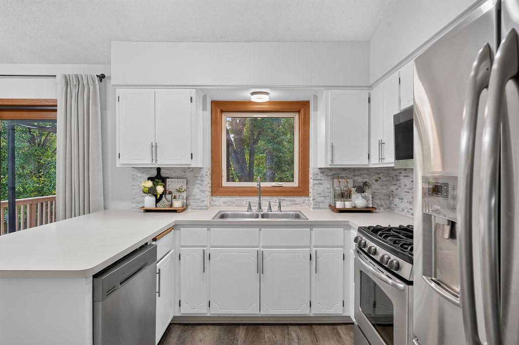 2635 Hydram Avenue N Property Photo 10