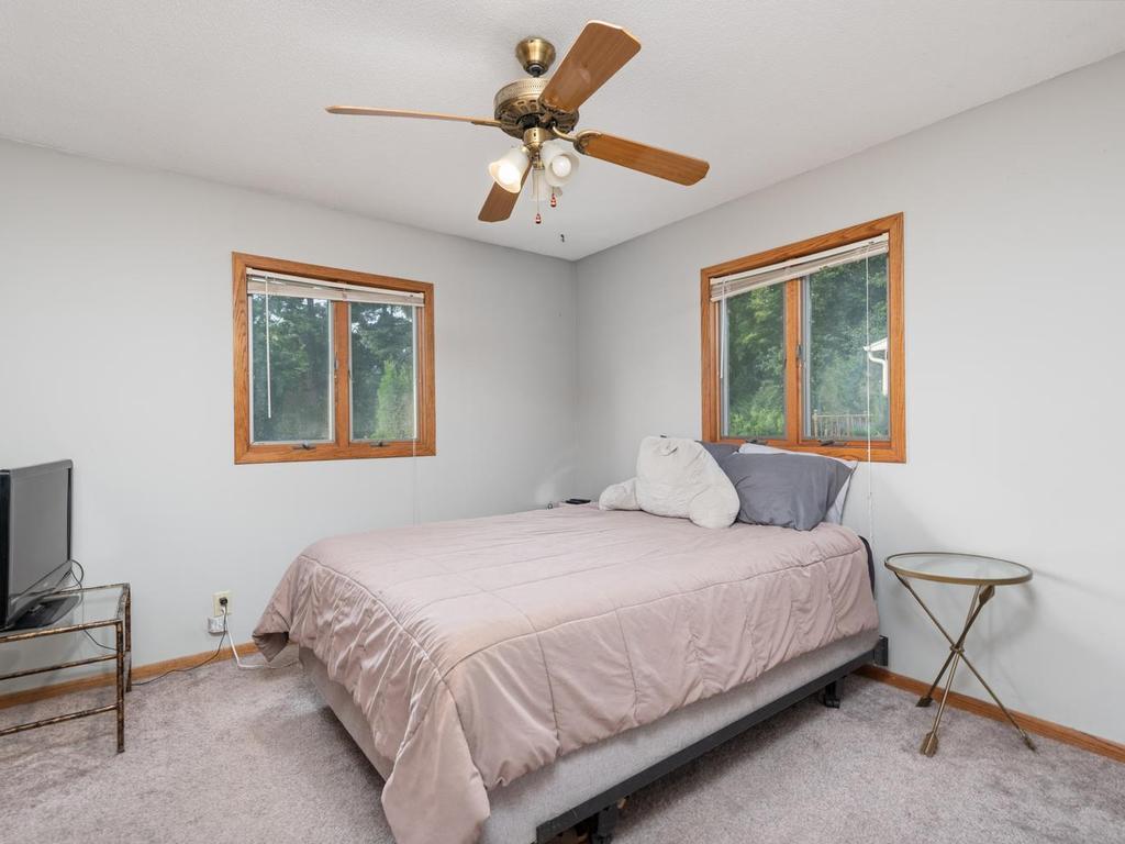 6828 51st Place N Property Photo 11