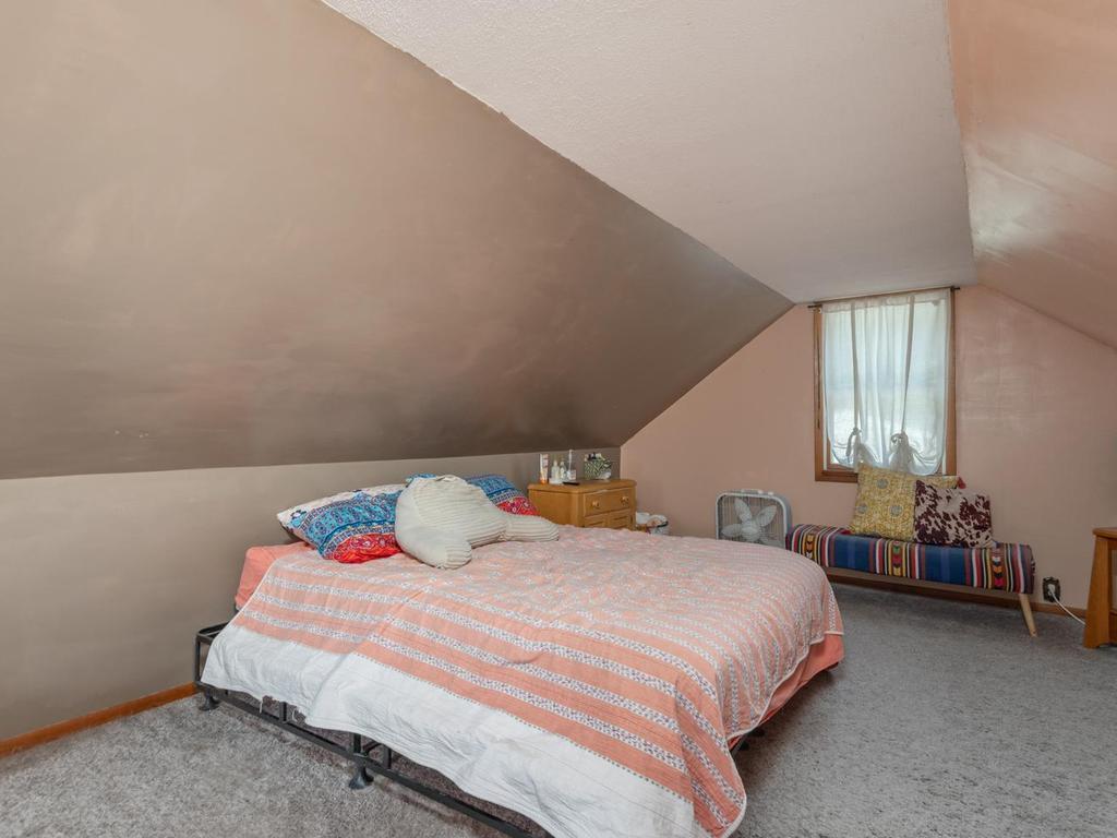 6828 51st Place N Property Photo 14